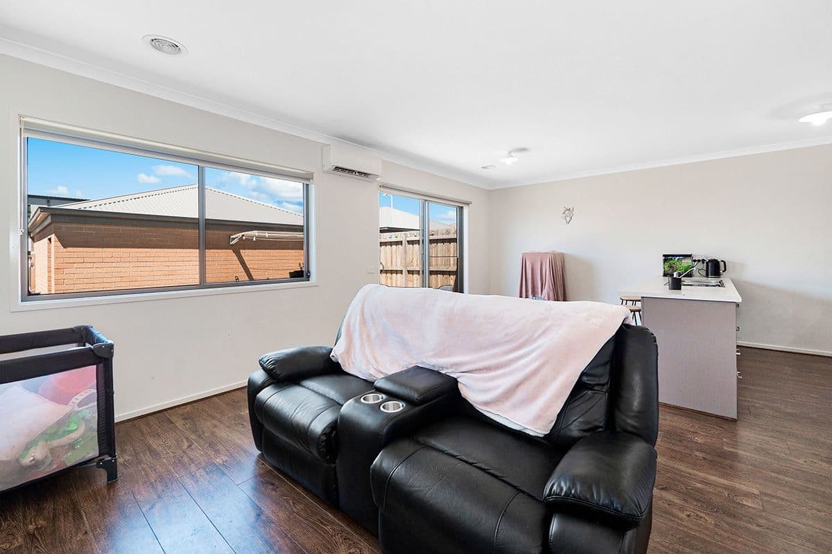 3 Supplejack Walk, Cranbourne North VIC 3977, Cranbourne North - Thumbnail 8