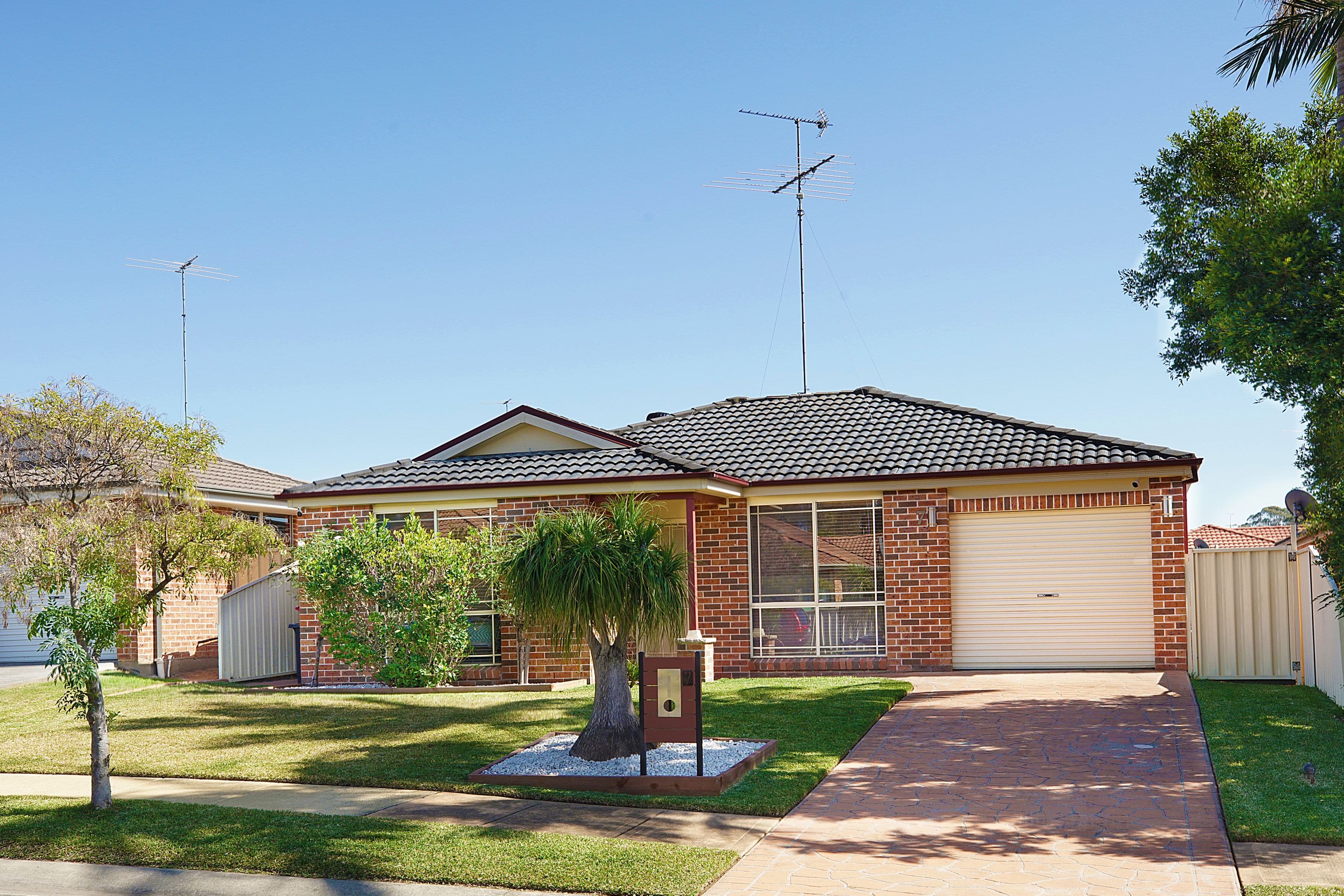 7 Bujan Street, Glenmore Park - Image 1