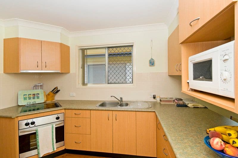 86 Leyte Avenue, PALM BEACH QLD 4221, Palm Beach - Thumbnail 8