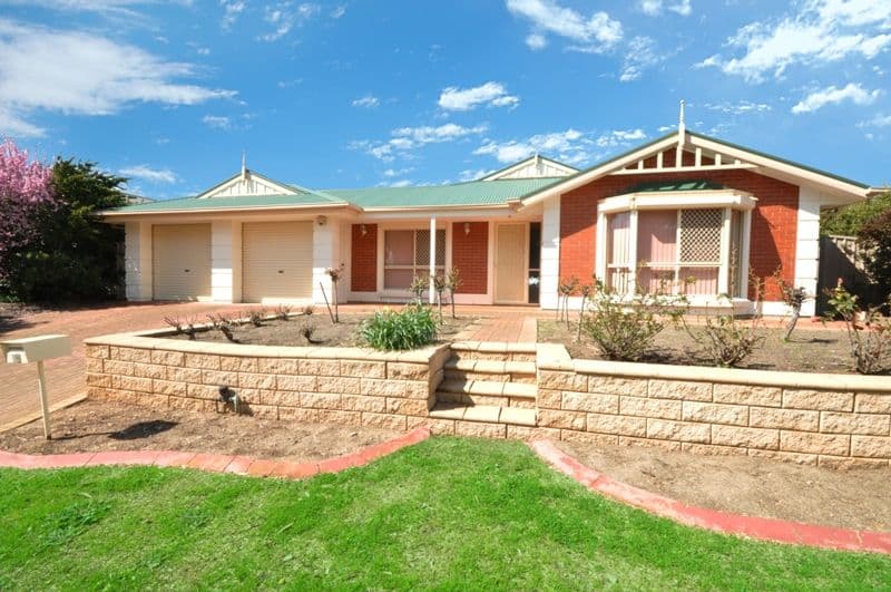 12 Fergusson Bowl, CRAIGMORE SA 5114, Craigmore - Image 1