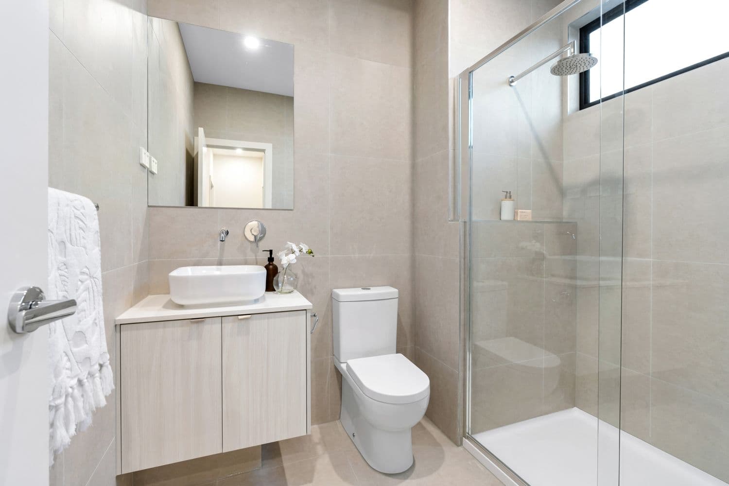 35 Macartney Street, Reservoir VIC 3073, Reservoir - Thumbnail 5
