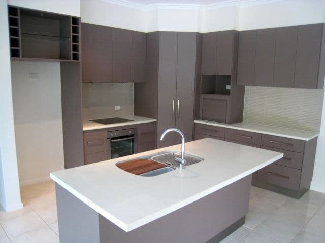 20 Kidd Street, Emerald QLD 4720, Emerald - Thumbnail 2