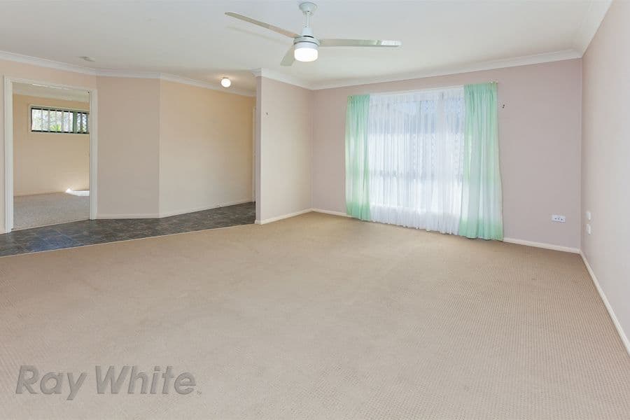 3 Crystal Court, CAMIRA QLD 4300, Camira - Thumbnail 3