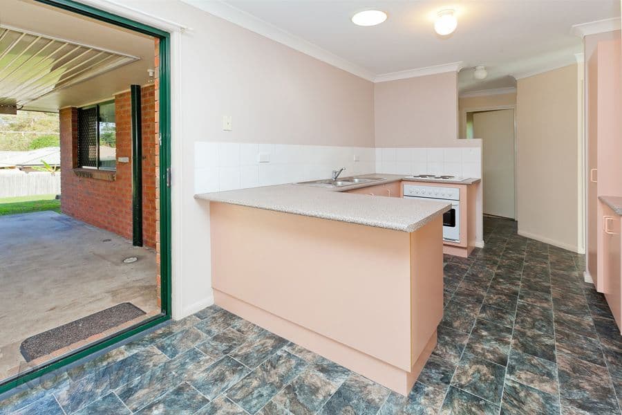 3 Crystal Court, CAMIRA QLD 4300, Camira - Thumbnail 5