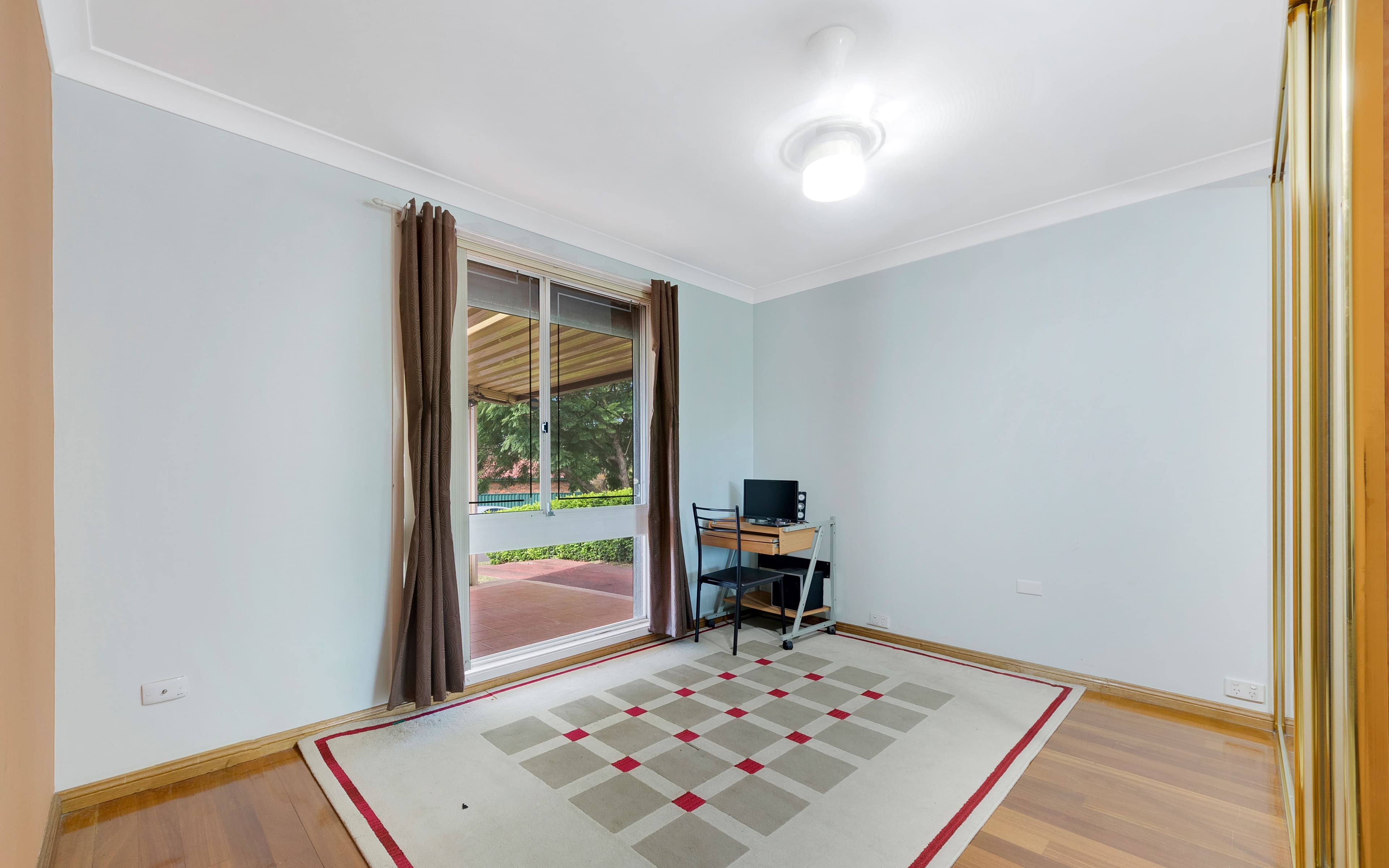 8 Gentian Avenue, Macquarie Fields NSW 2564, Macquarie Fields - Thumbnail 5