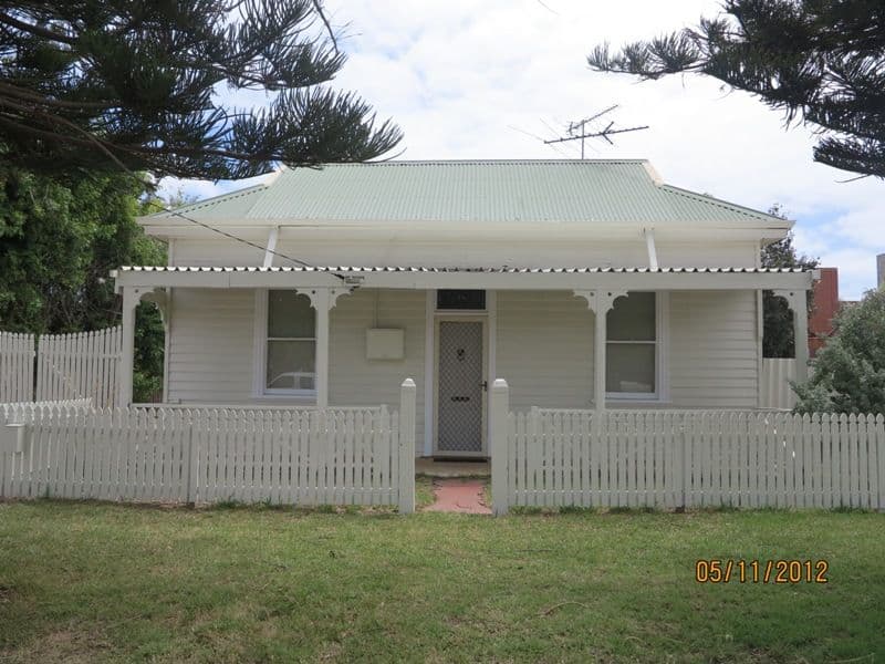 28 Pineleigh Street, Penguin, Penguin - Image 1