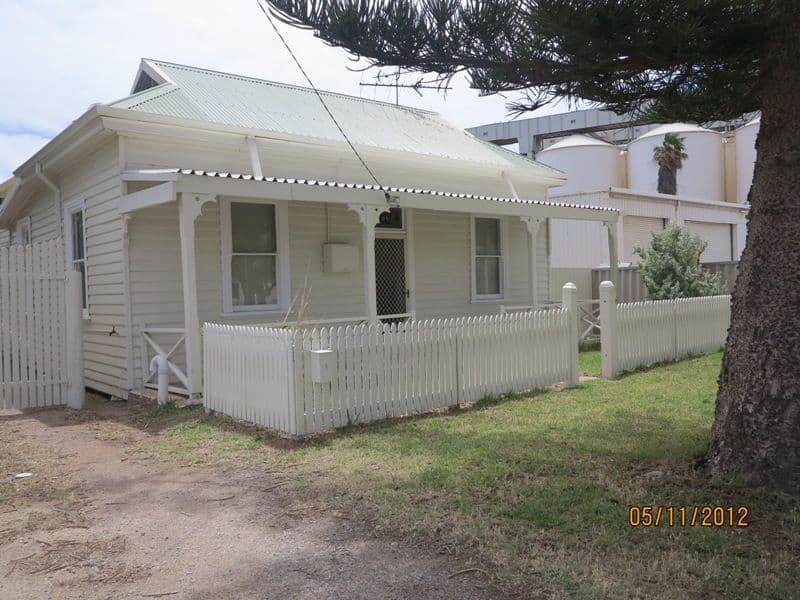28 Pineleigh Street, Penguin, Penguin - Thumbnail 5