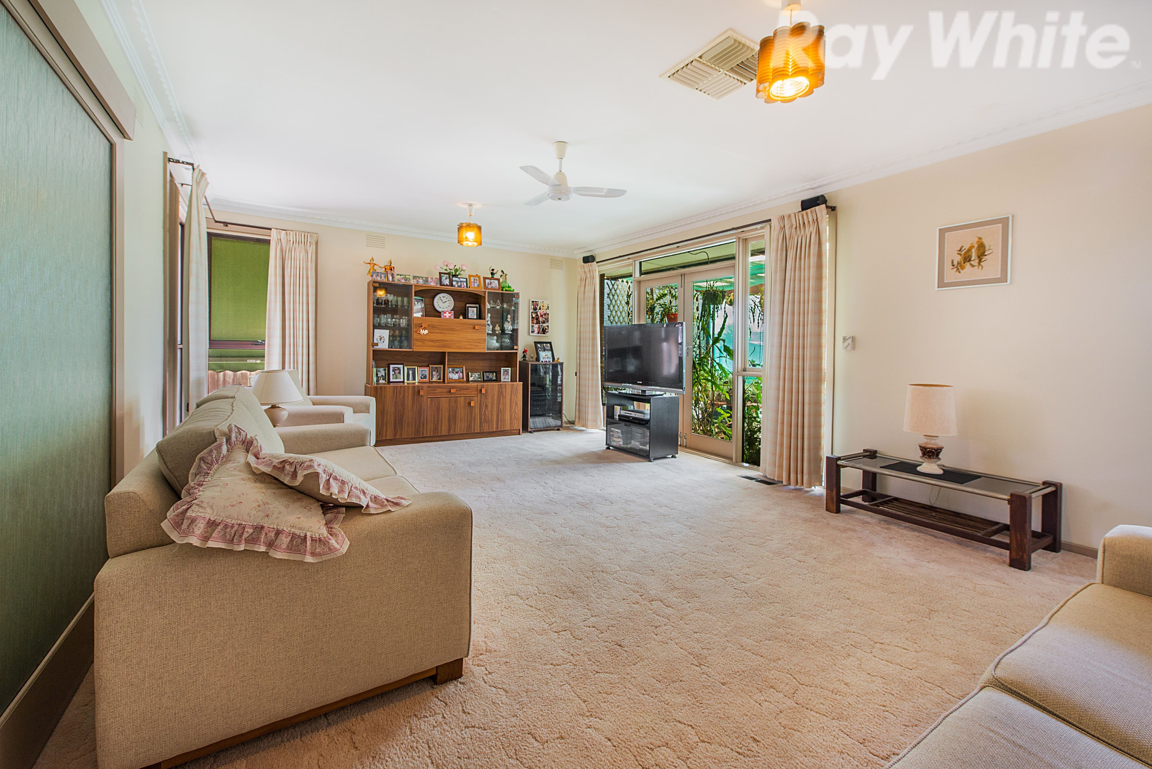 13 Mira Street, Blackburn South VIC 3130, Blackburn South - Thumbnail 2