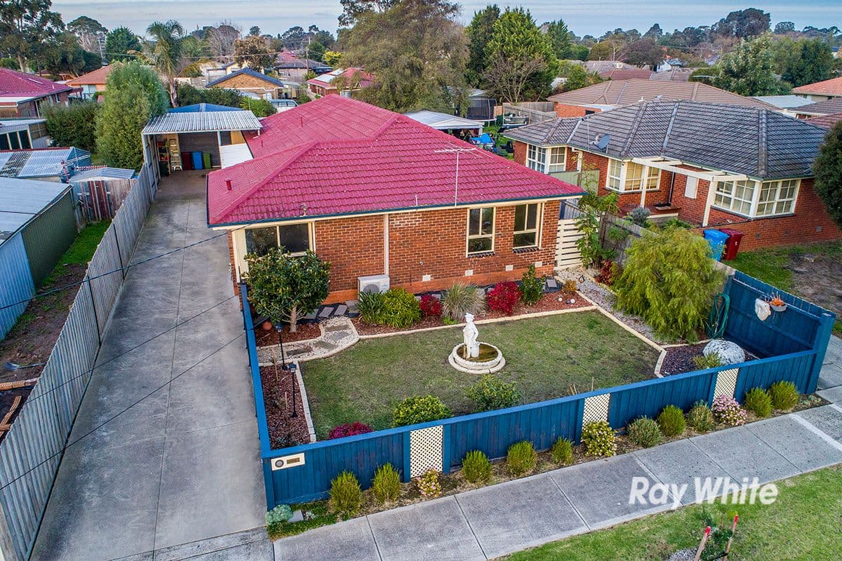 2 Christine Street, Cranbourne VIC 3977, Cranbourne - Thumbnail 2