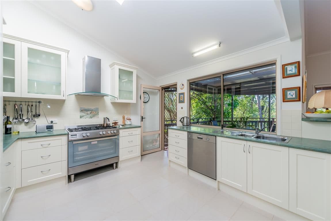 34 Camden Court, HELENSVALE QLD 4212, Helensvale - Thumbnail 5