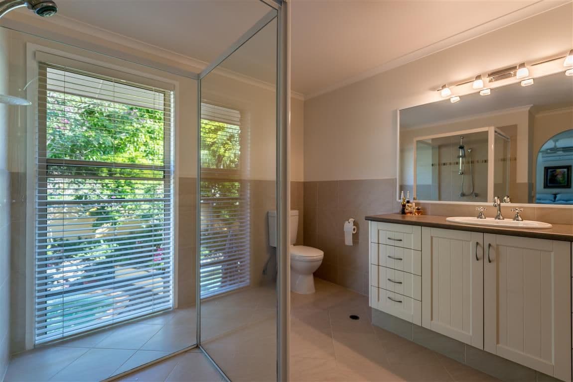 34 Camden Court, HELENSVALE QLD 4212, Helensvale - Thumbnail 8
