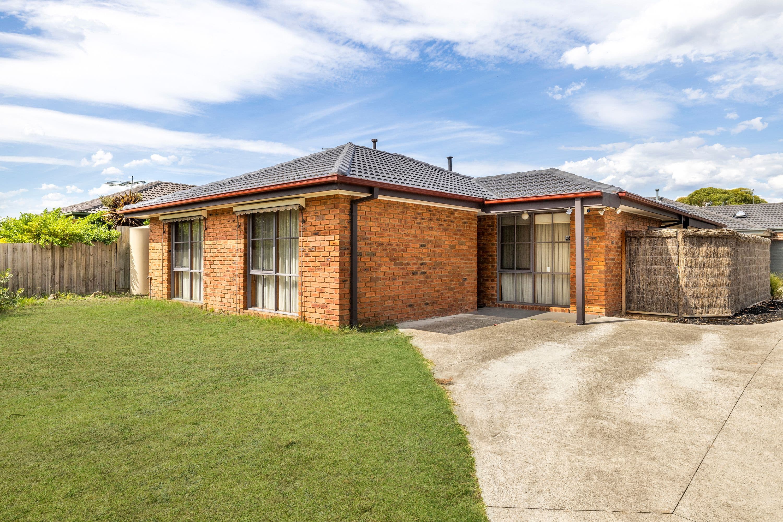 31 Kingston Avenue, Pakenham VIC 3810, Pakenham - Image 1