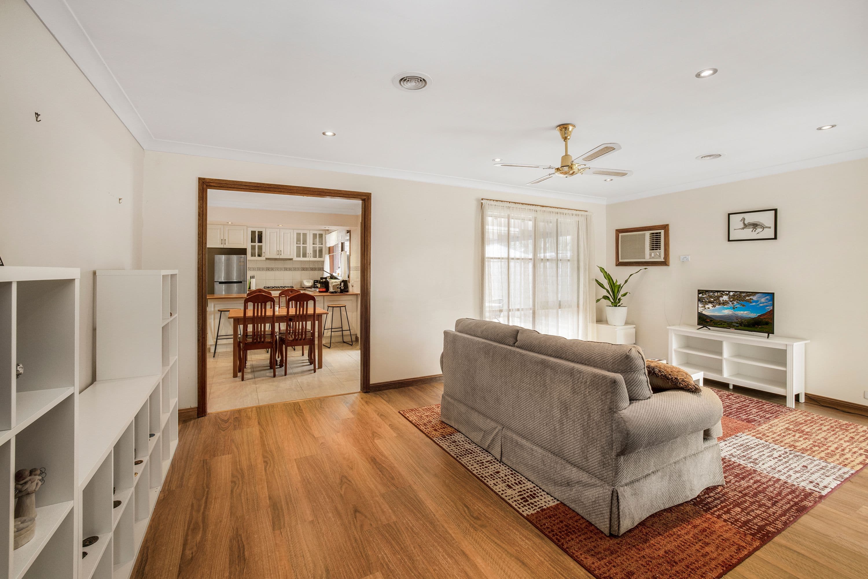 31 Kingston Avenue, Pakenham VIC 3810, Pakenham - Thumbnail 2