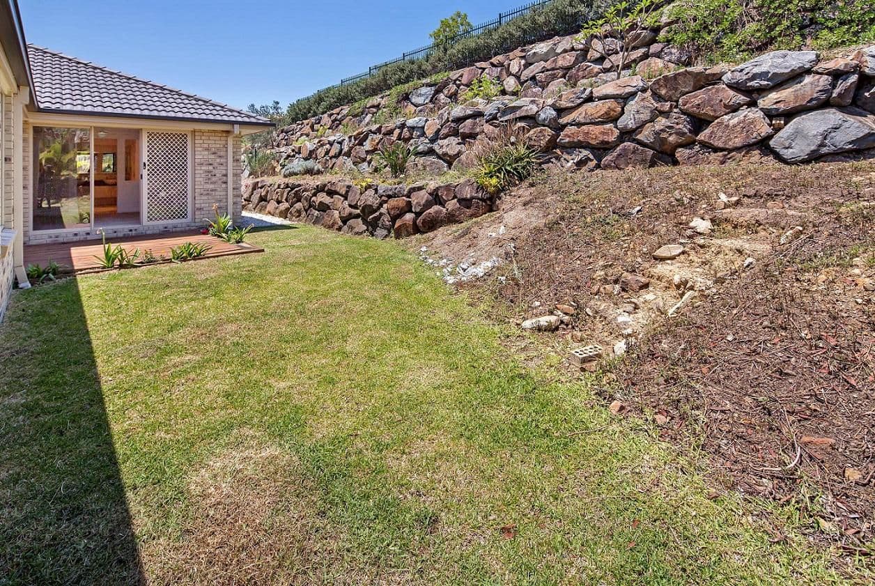 14 Sangster Crescent, PACIFIC PINES QLD 4211, Pacific Pines - Thumbnail 4