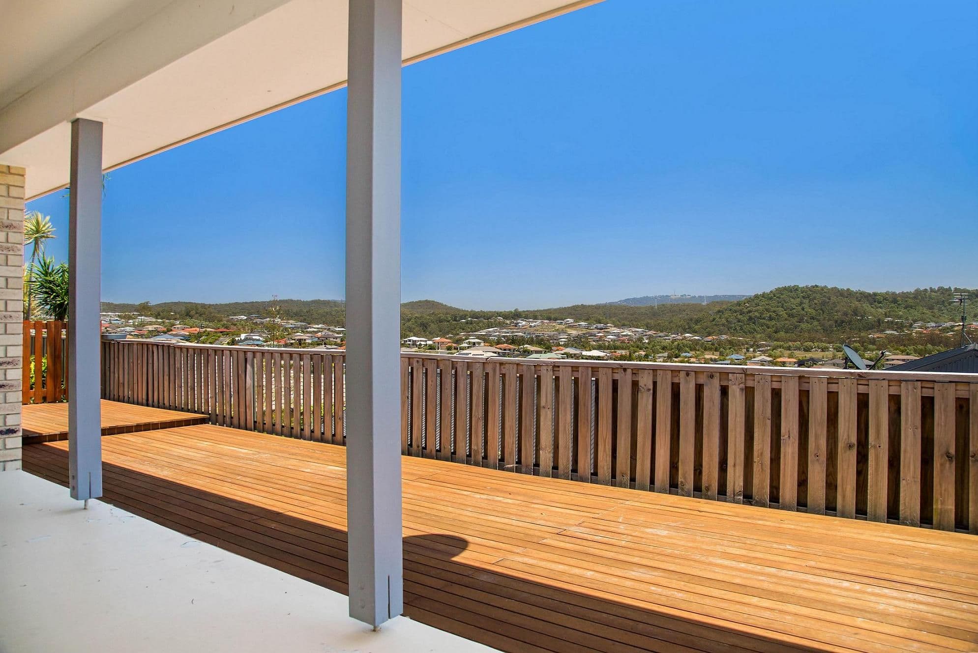 14 Sangster Crescent, PACIFIC PINES QLD 4211, Pacific Pines - Thumbnail 5