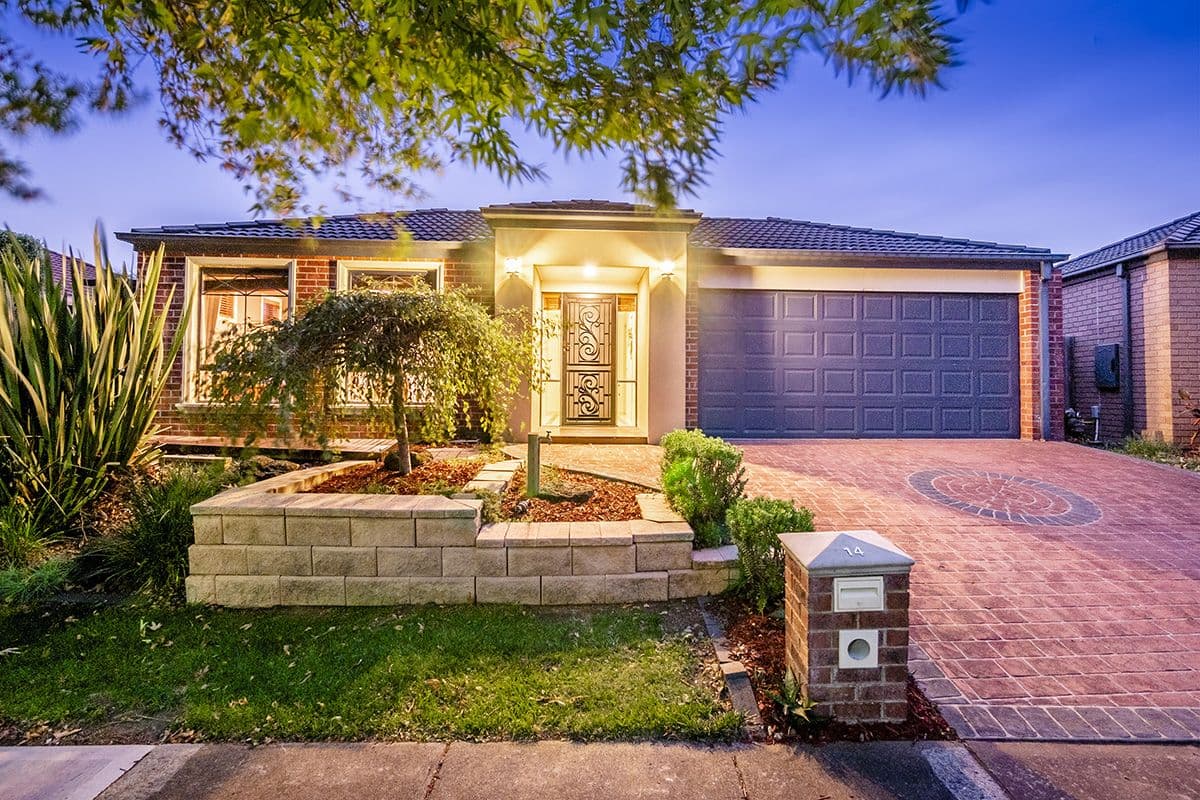 14 Horsham Drive, Cranbourne East VIC 3977, Cranbourne East - Image 1