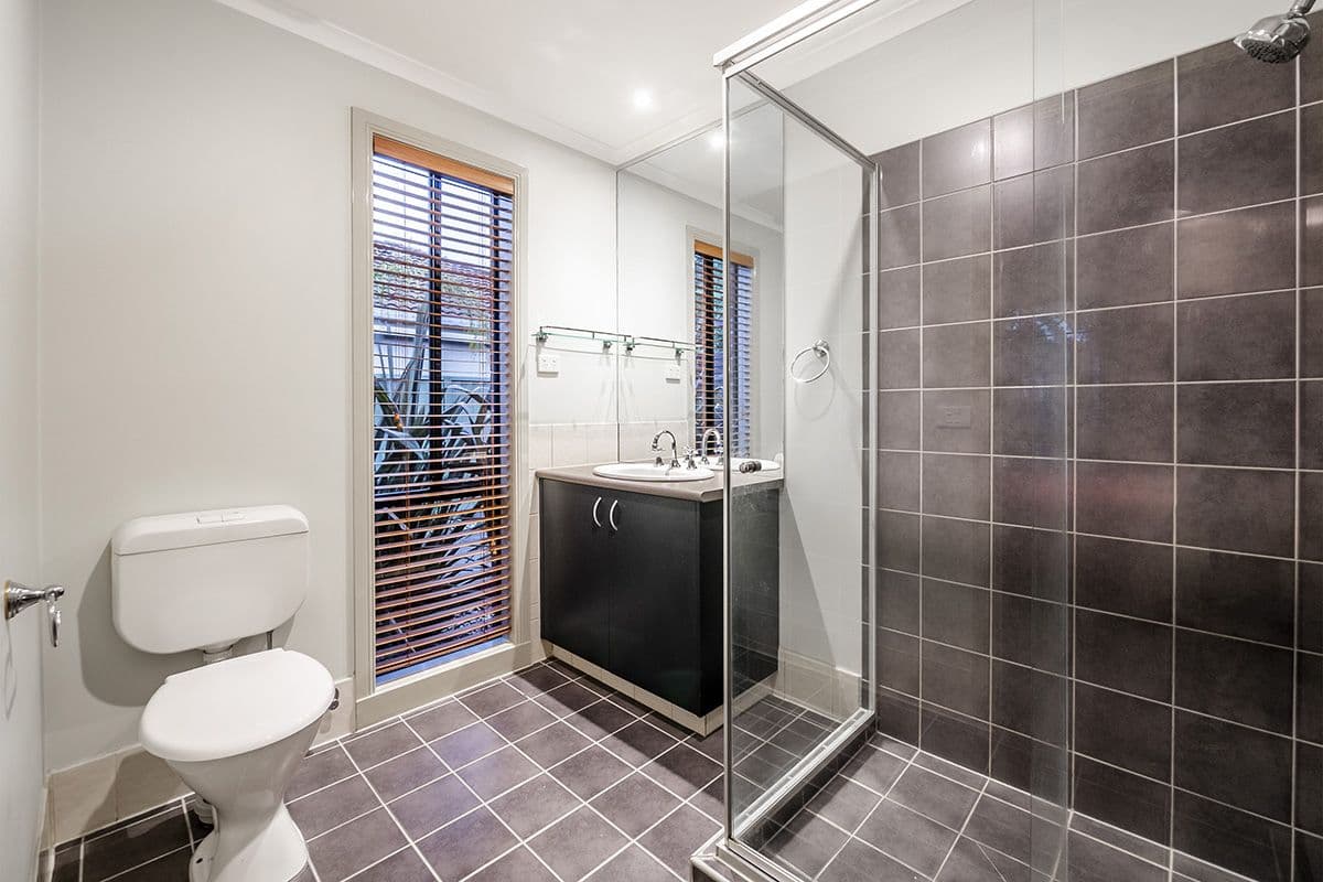 14 Horsham Drive, Cranbourne East VIC 3977, Cranbourne East - Thumbnail 4