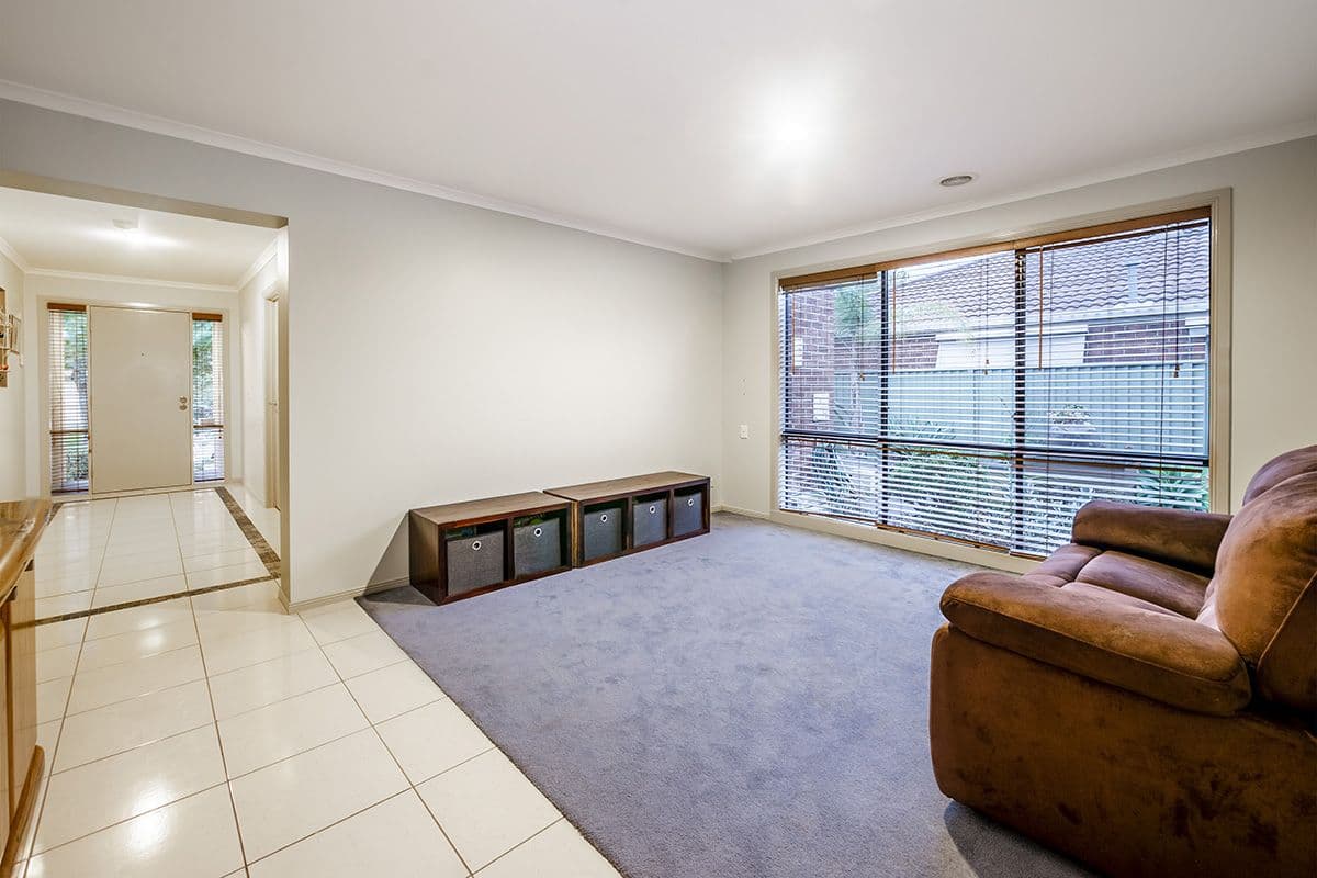 14 Horsham Drive, Cranbourne East VIC 3977, Cranbourne East - Thumbnail 5