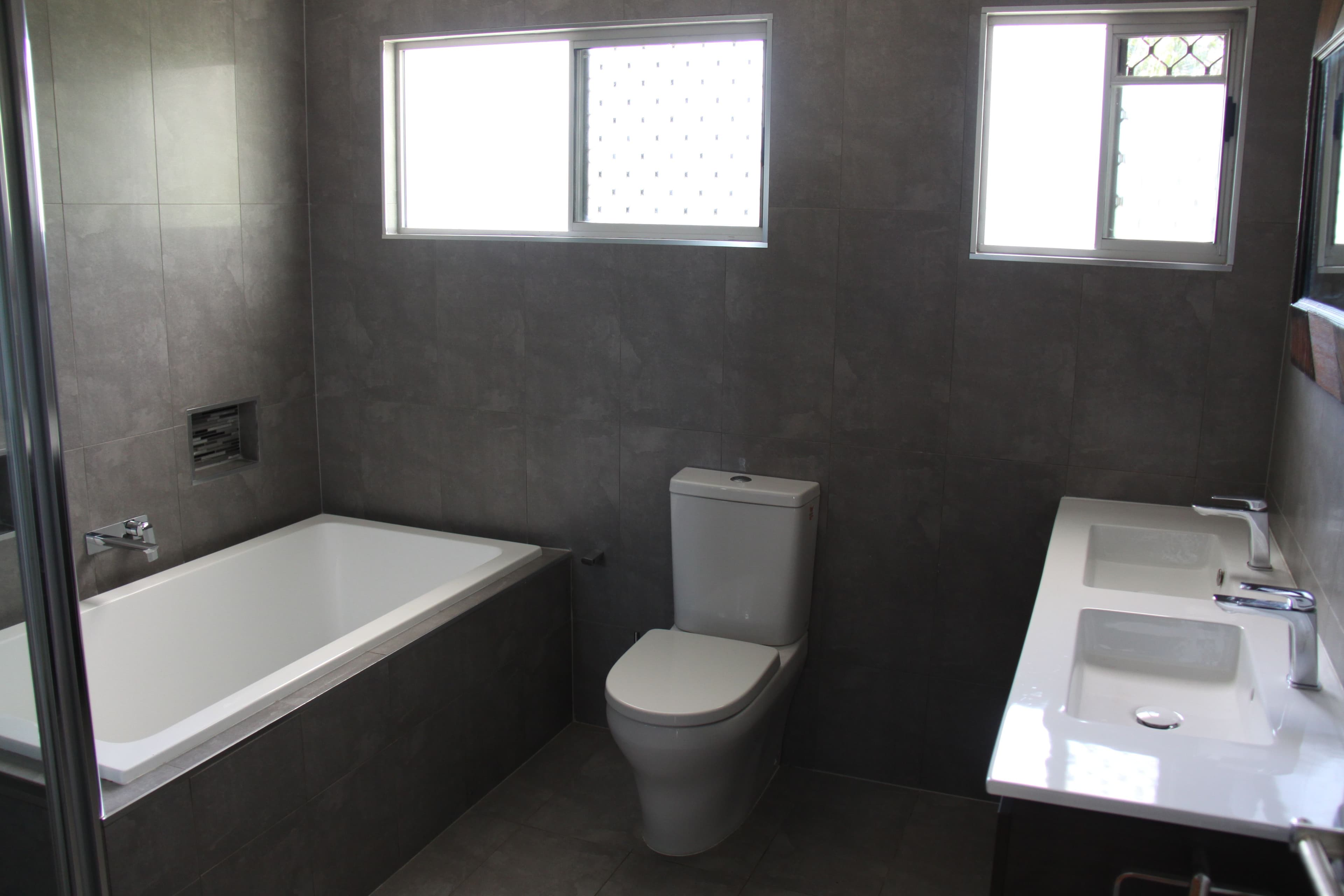33 Sayre Crescent, Boyne Island QLD 4680, Boyne Island - Thumbnail 7