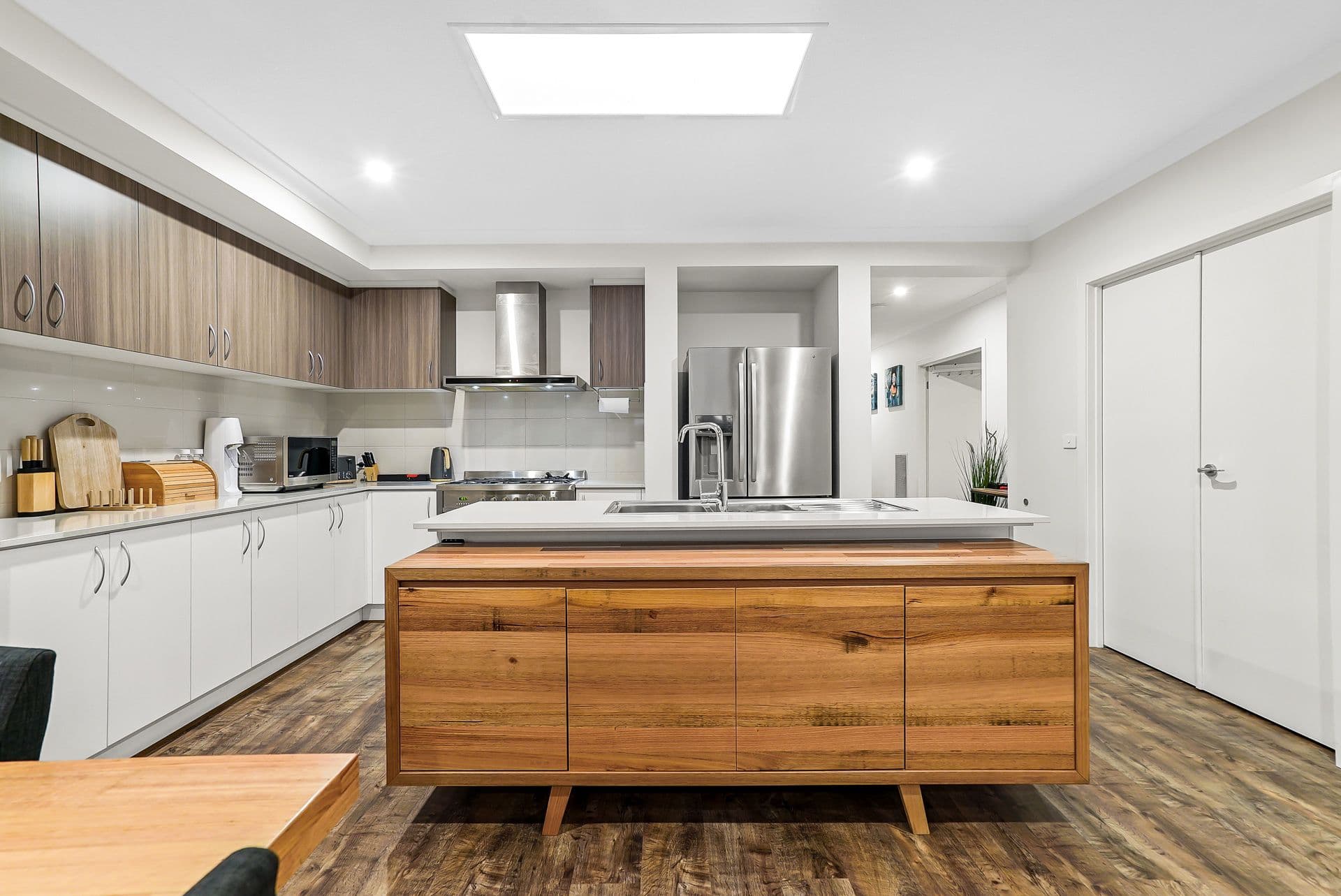 60 Warmbrunn Crescent, Berwick VIC 3806, Berwick - Thumbnail 3