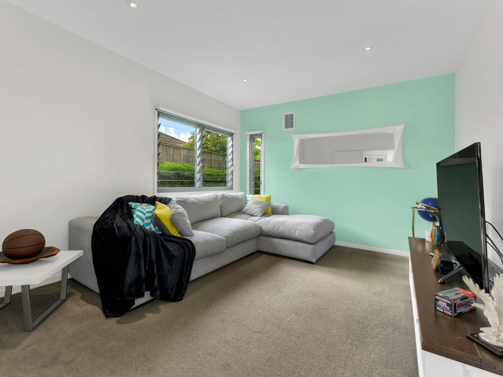 18 Melbourne Avenue, Camp Hill QLD 4152, Camp Hill - Thumbnail 6