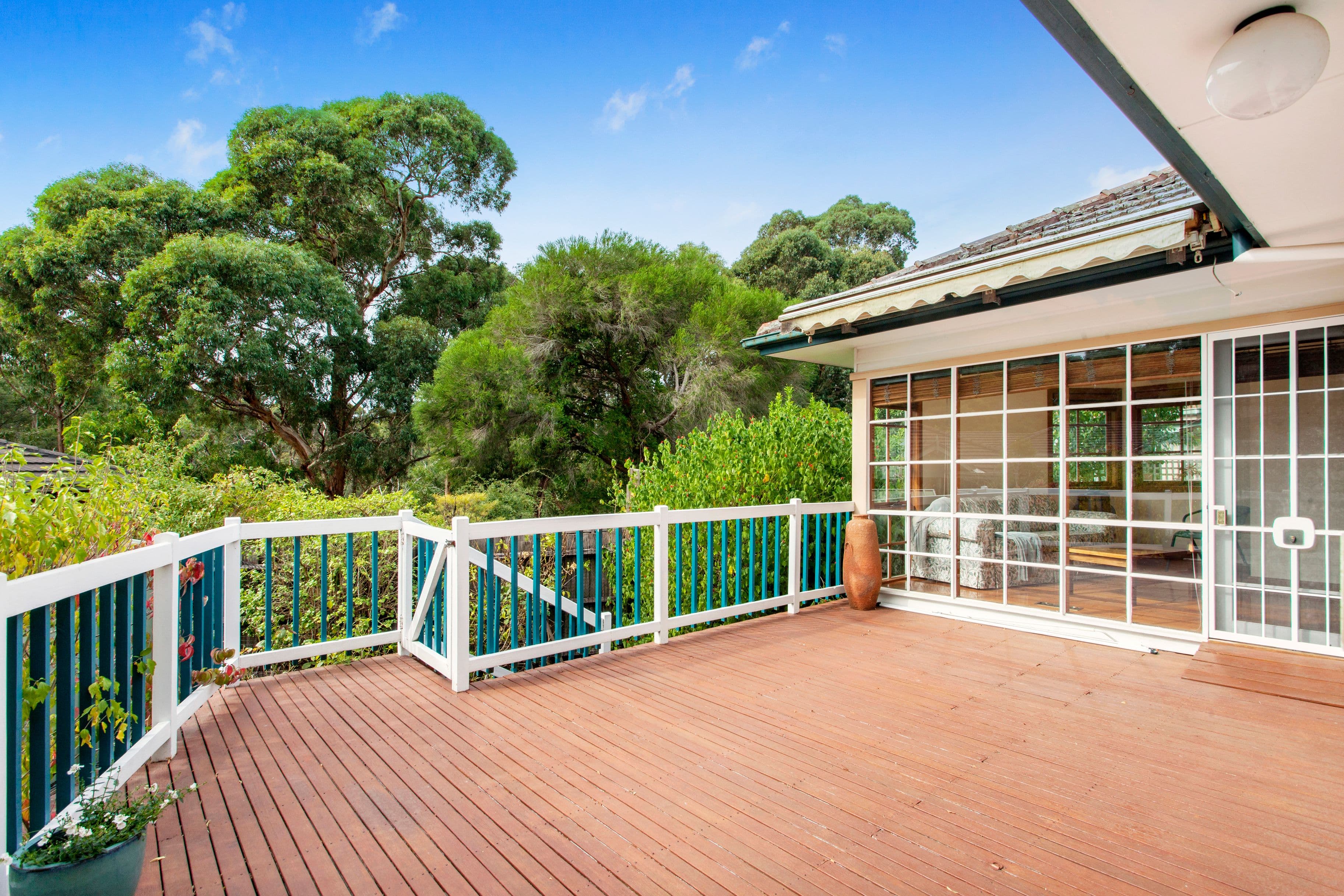 32 Bruce Street, Mount Waverley VIC 3149, Mount Waverley - Thumbnail 2