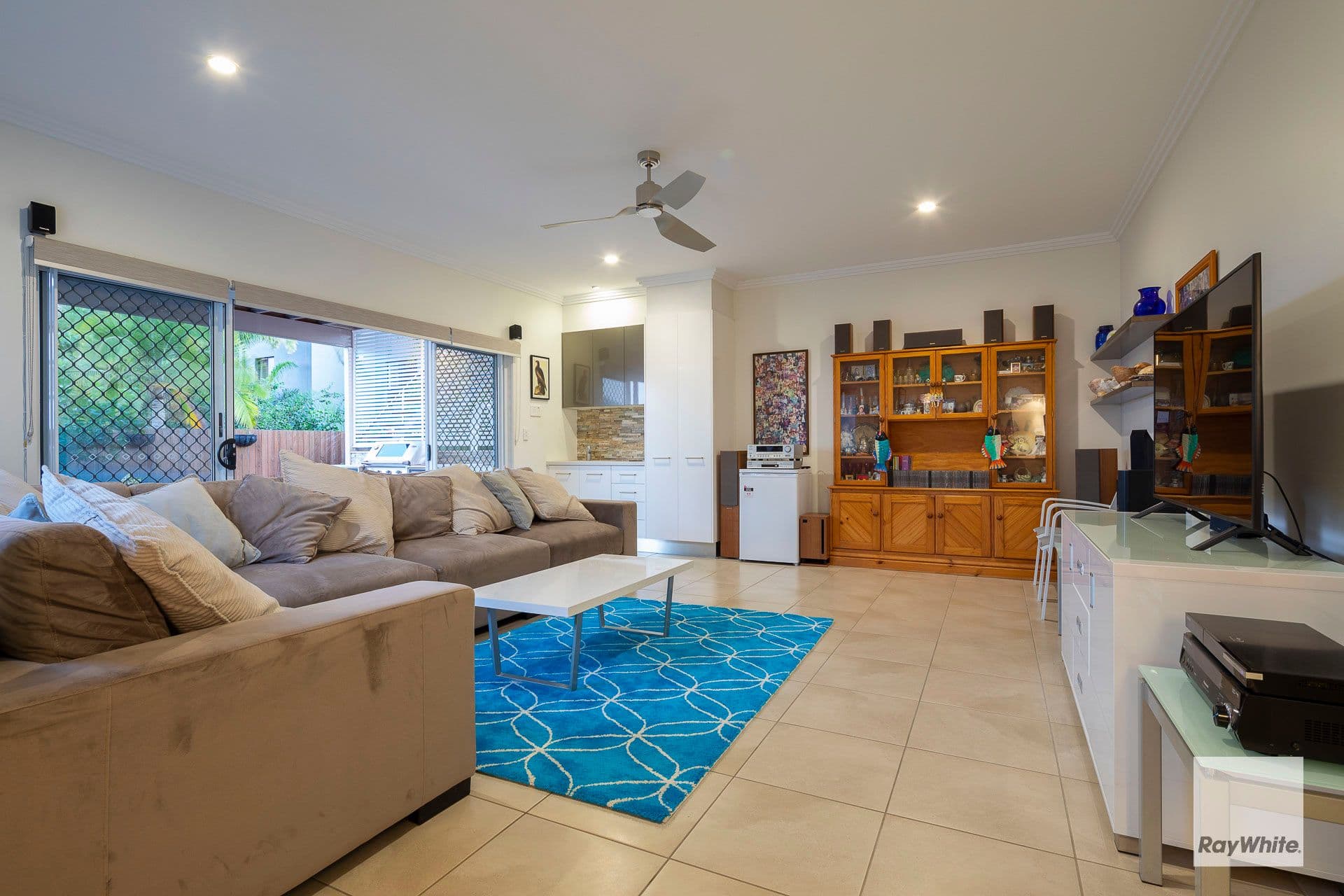 9 Waterfront Place, Redland Bay QLD 4165, Redland Bay - Thumbnail 3