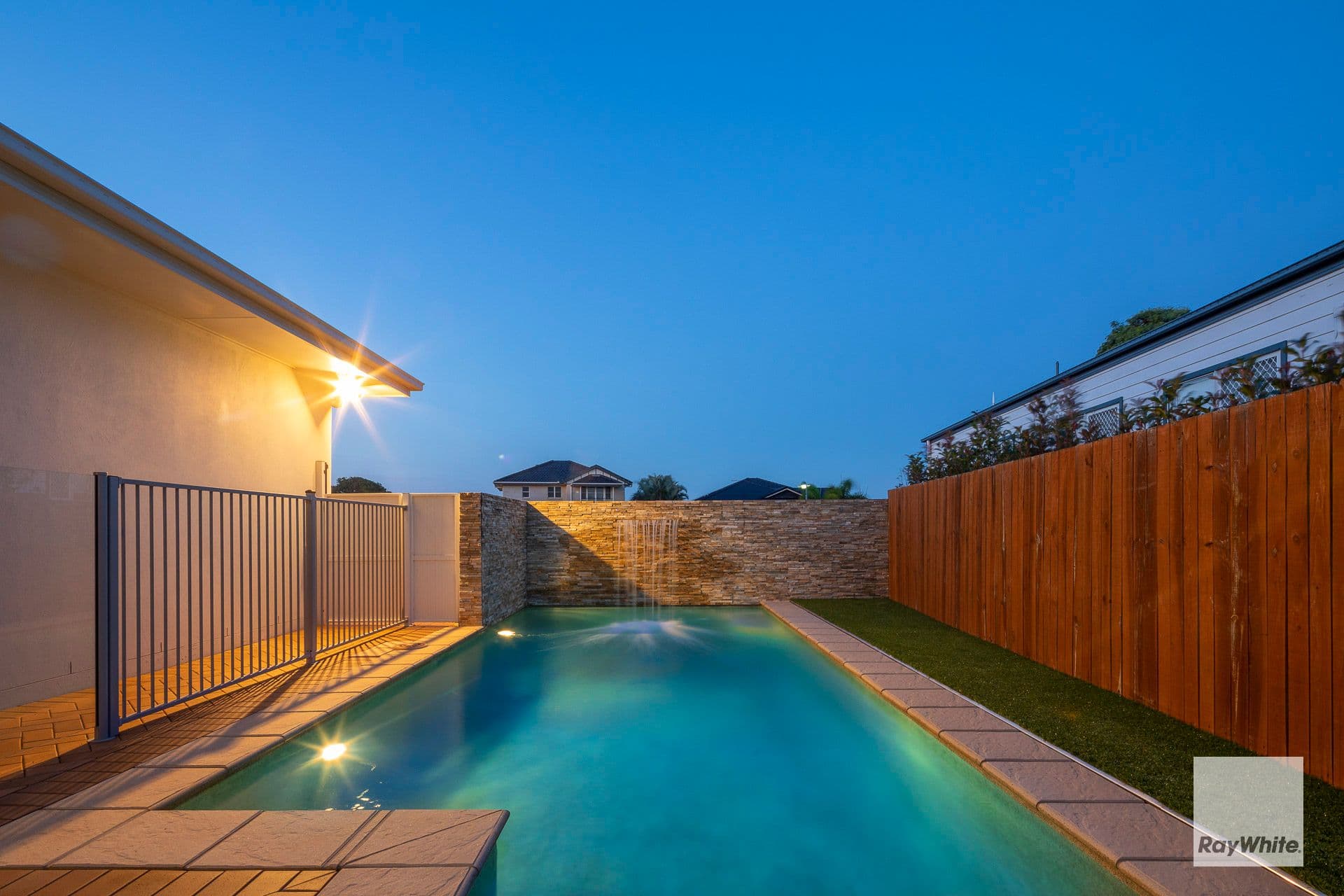 9 Waterfront Place, Redland Bay QLD 4165, Redland Bay - Thumbnail 6