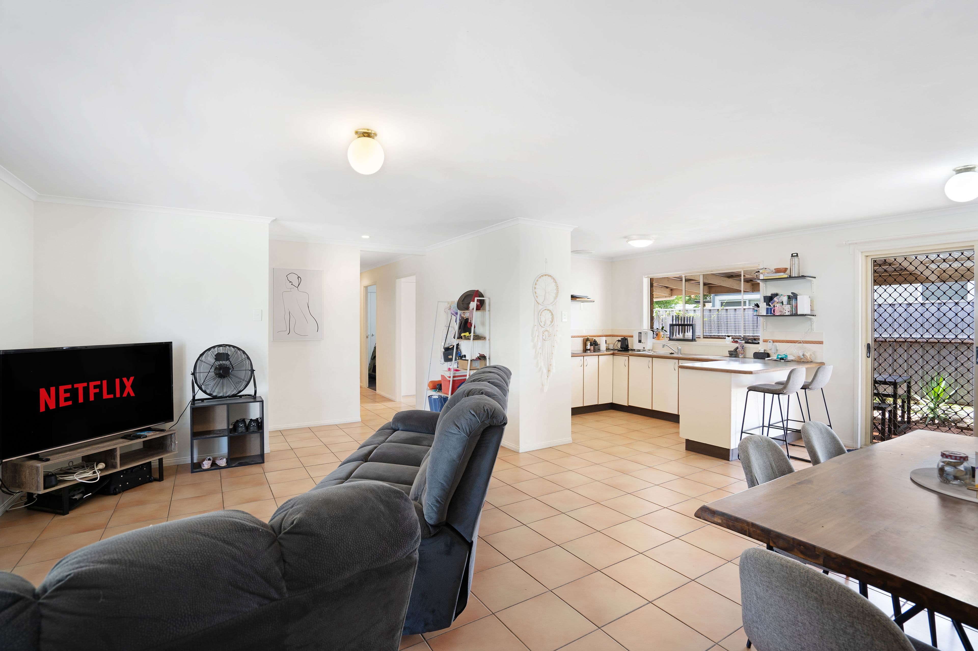 2 Beagle Avenue, Banksia Beach QLD 4507, Banksia Beach - Thumbnail 3