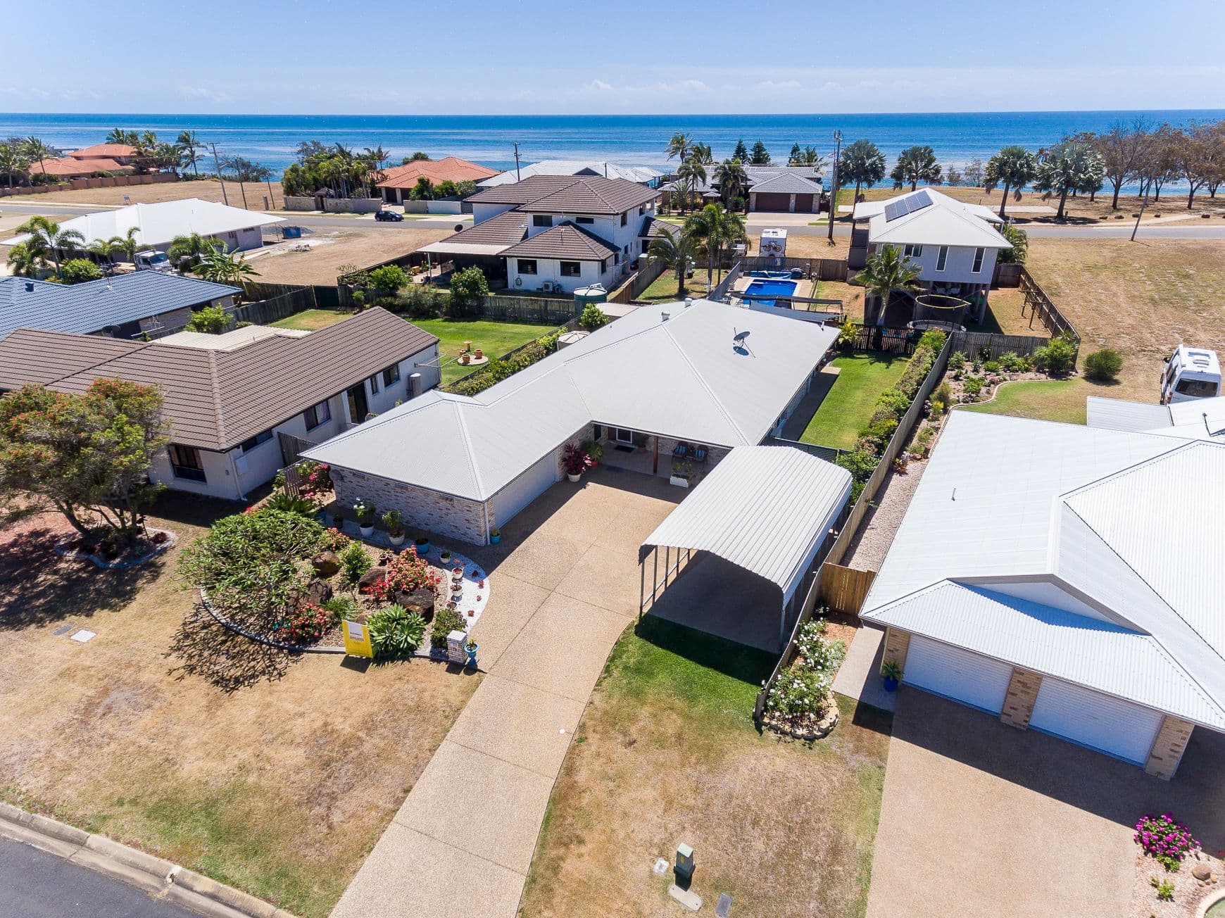 18 Marian Street, Coral Cove QLD 4670, Coral Cove - Thumbnail 6