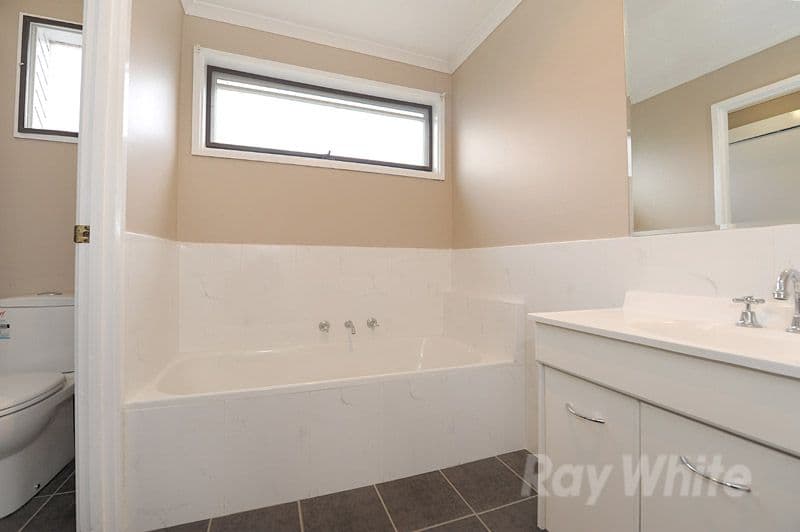 7 Genevieve Court, FERNTREE GULLY VIC 3156, Ferntree Gully - Thumbnail 8
