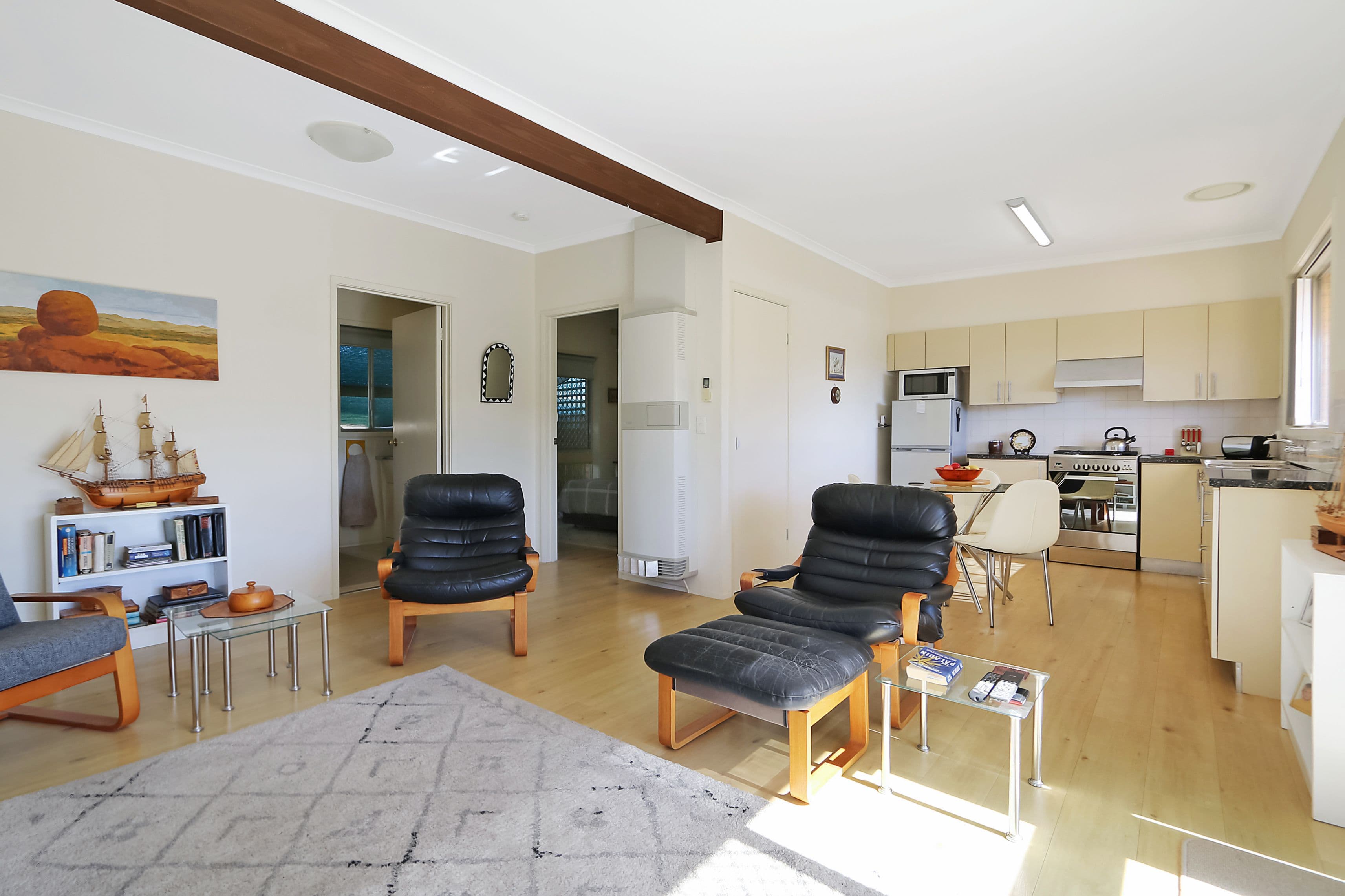 11 Angus Avenue, West Wodonga VIC 3690, West Wodonga - Thumbnail 4