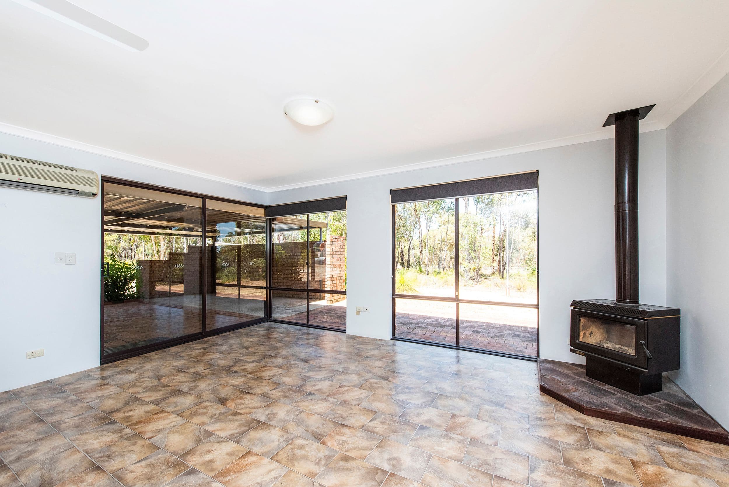 52 Hillside Place, Bullsbrook WA 6084, Bullsbrook - Thumbnail 3