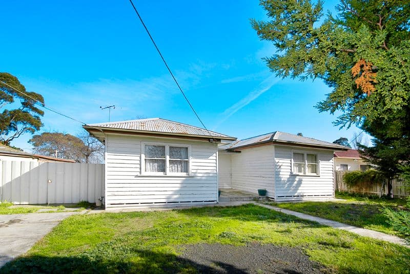 13 Birch Avenue, TULLAMARINE VIC 3043, Tullamarine - Image 1
