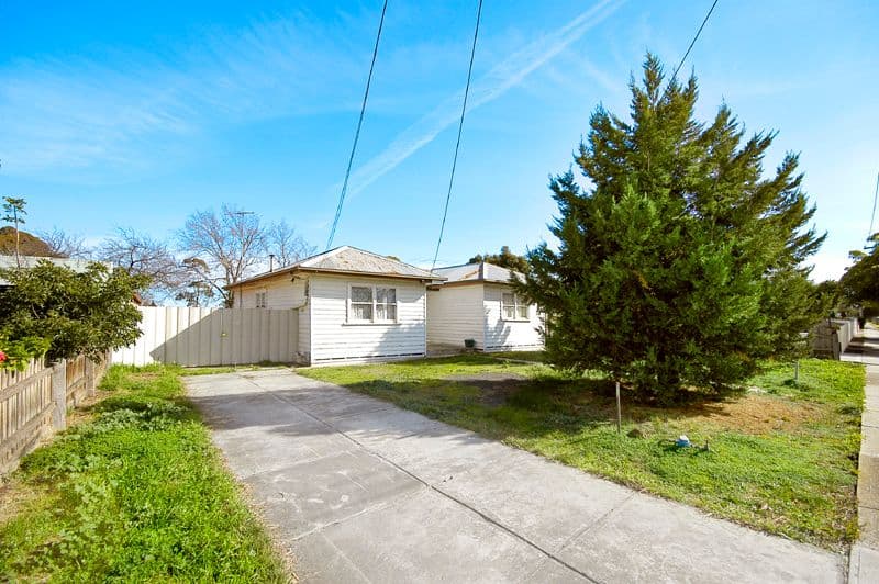 13  Birch Avenue, TULLAMARINE VIC 3043, Tullamarine - Thumbnail 3