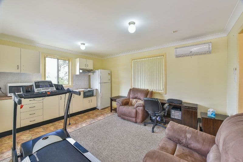 51 Campbellfield Avenue, Bradbury NSW 2560, Bradbury - Thumbnail 5
