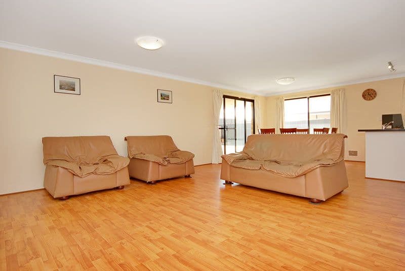 31 Beechwood Circle, AVELEY WA 6069, Aveley - Thumbnail 6