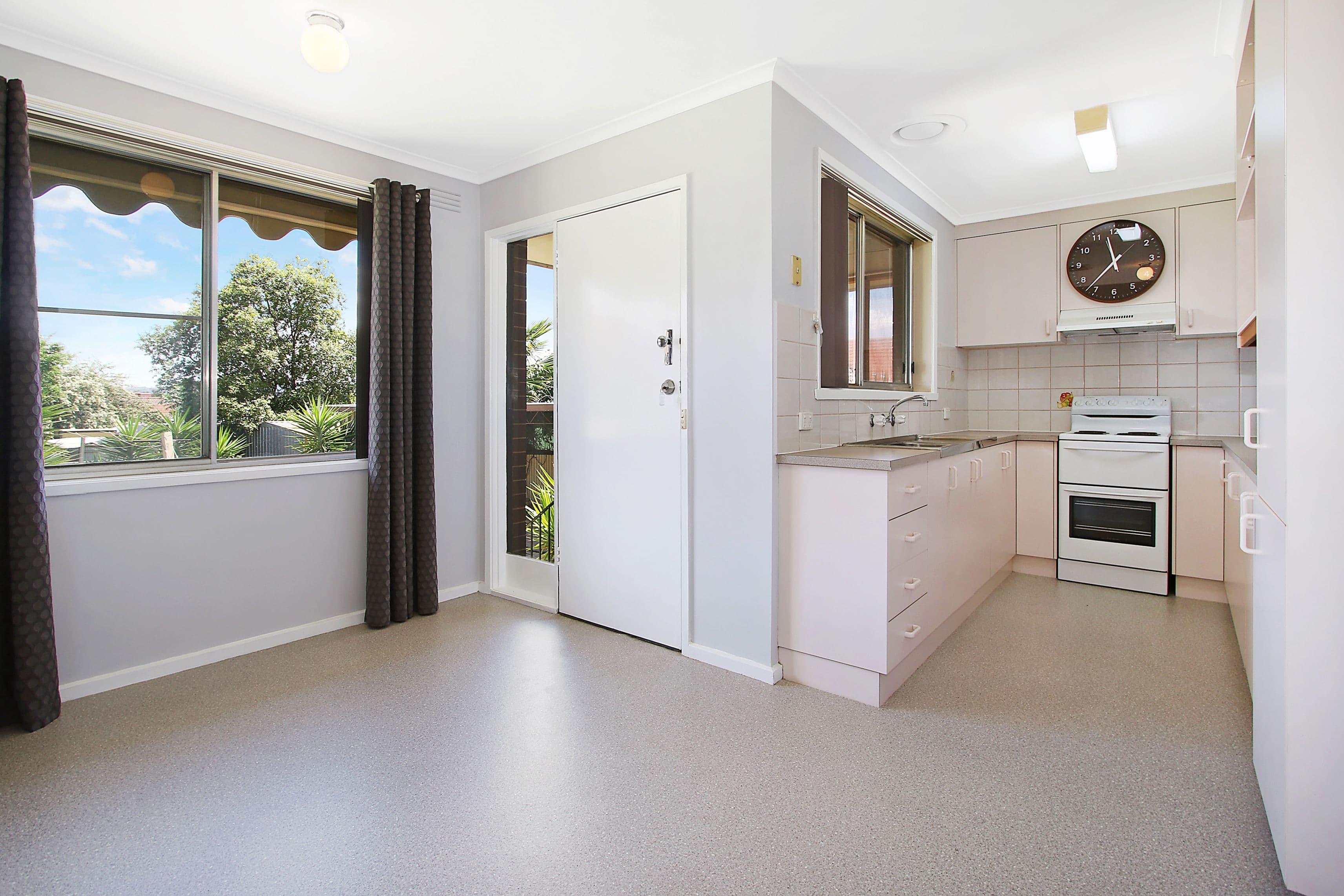 25 Belgrade Avenue, Wodonga VIC 3690, Wodonga - Thumbnail 4