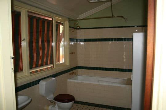 19 Ivanhoe Street, BASSENDEAN WA 6054, Bassendean - Thumbnail 4