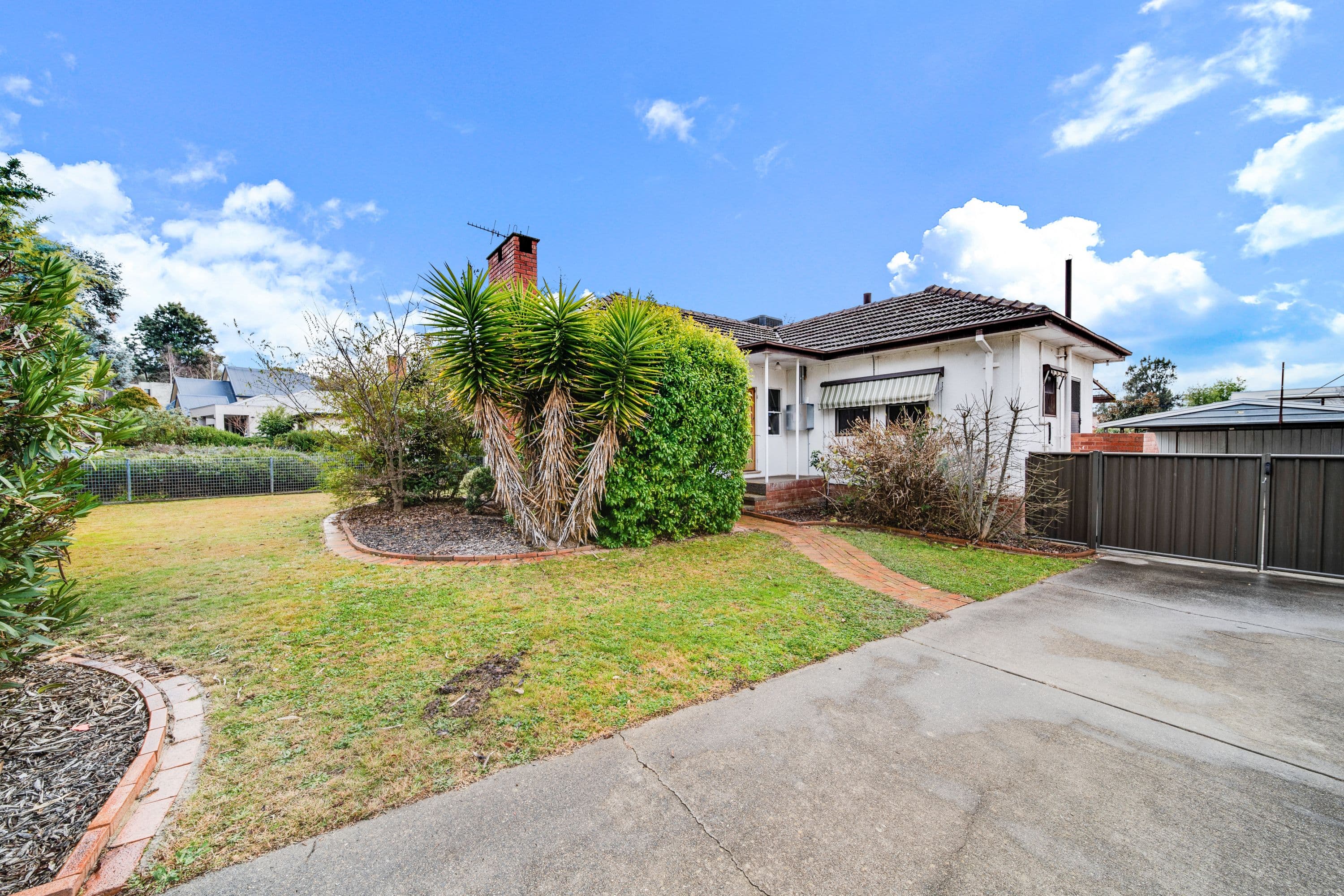 10 Syme Crescent, O'Connor ACT 2602, O'Connor - Image 1