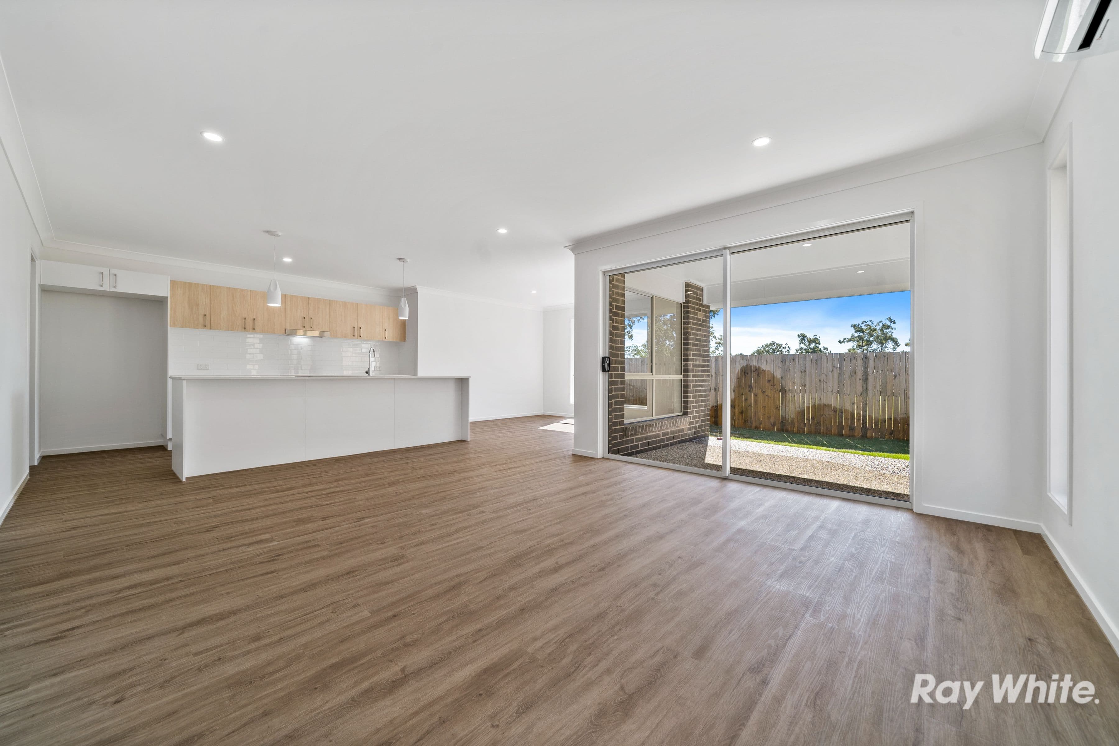 2 Vivienne Way, Marsden QLD 4132, Marsden - Thumbnail 3