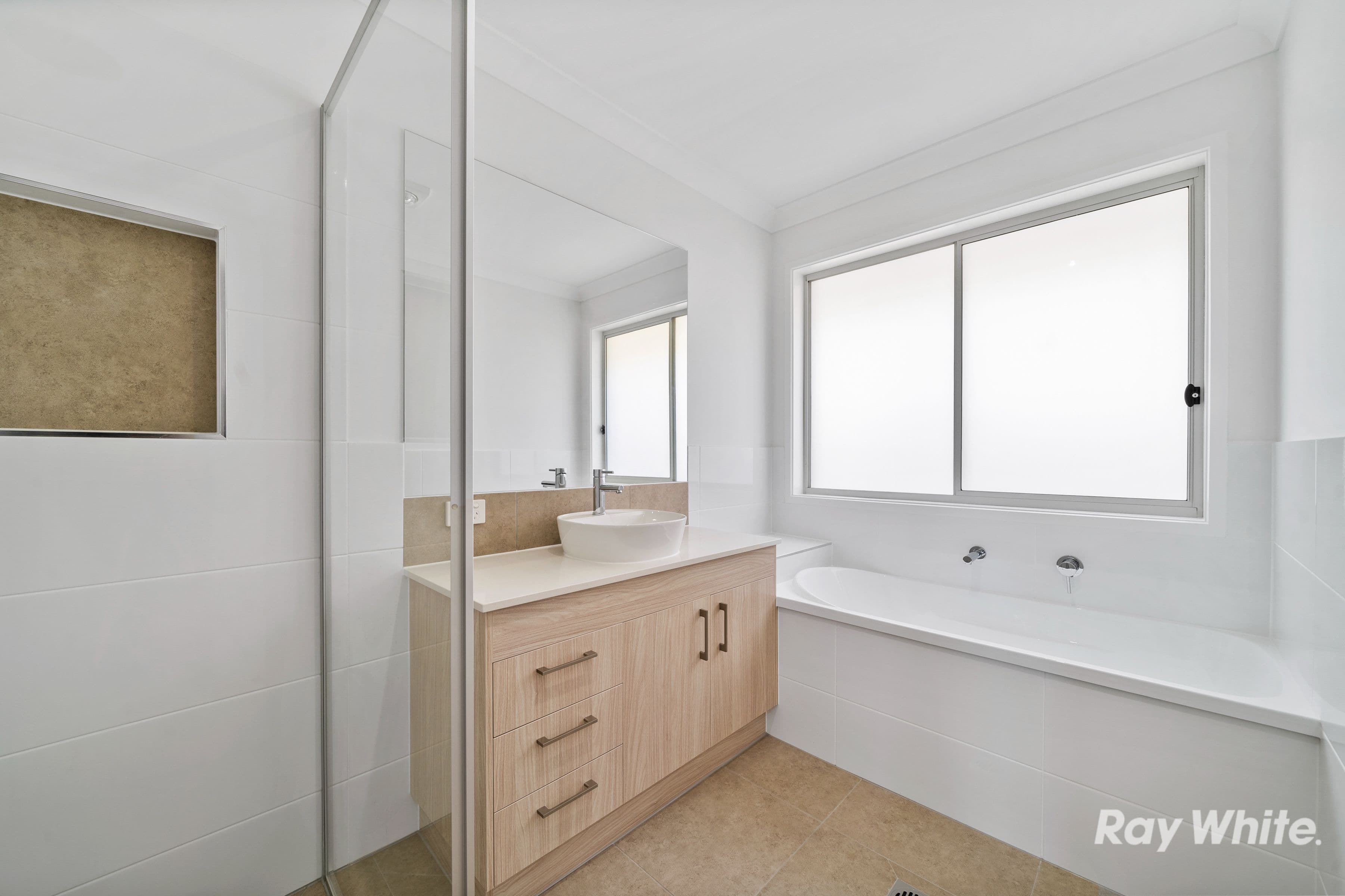 2 Vivienne Way, Marsden QLD 4132, Marsden - Thumbnail 4