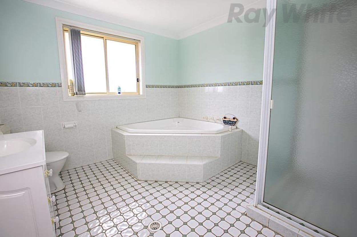 8 Symons Place, West Hoxton NSW 2171, West Hoxton - Thumbnail 7