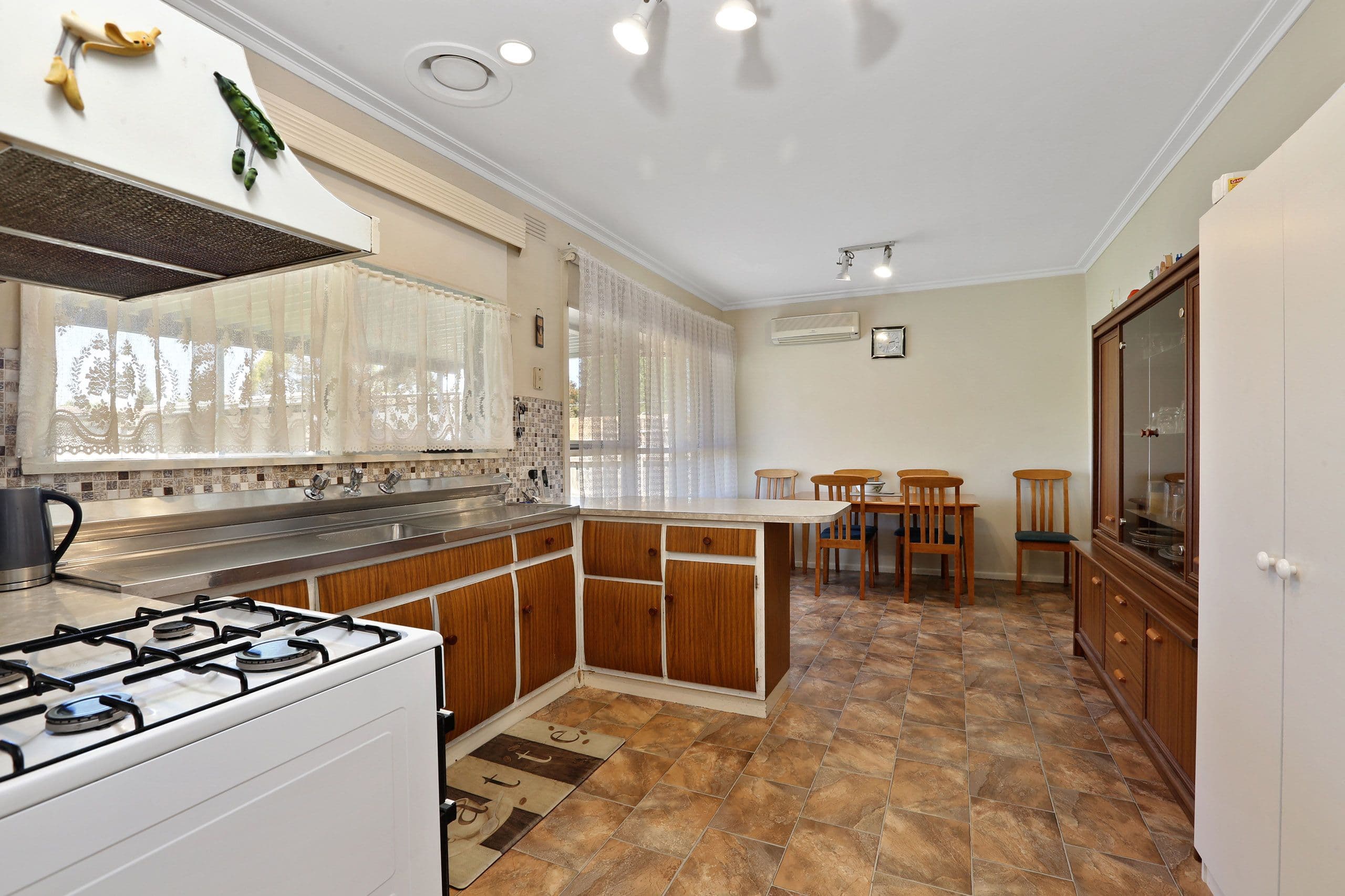 23 Merlin Crescent, Corio VIC 3214, Corio - Thumbnail 4