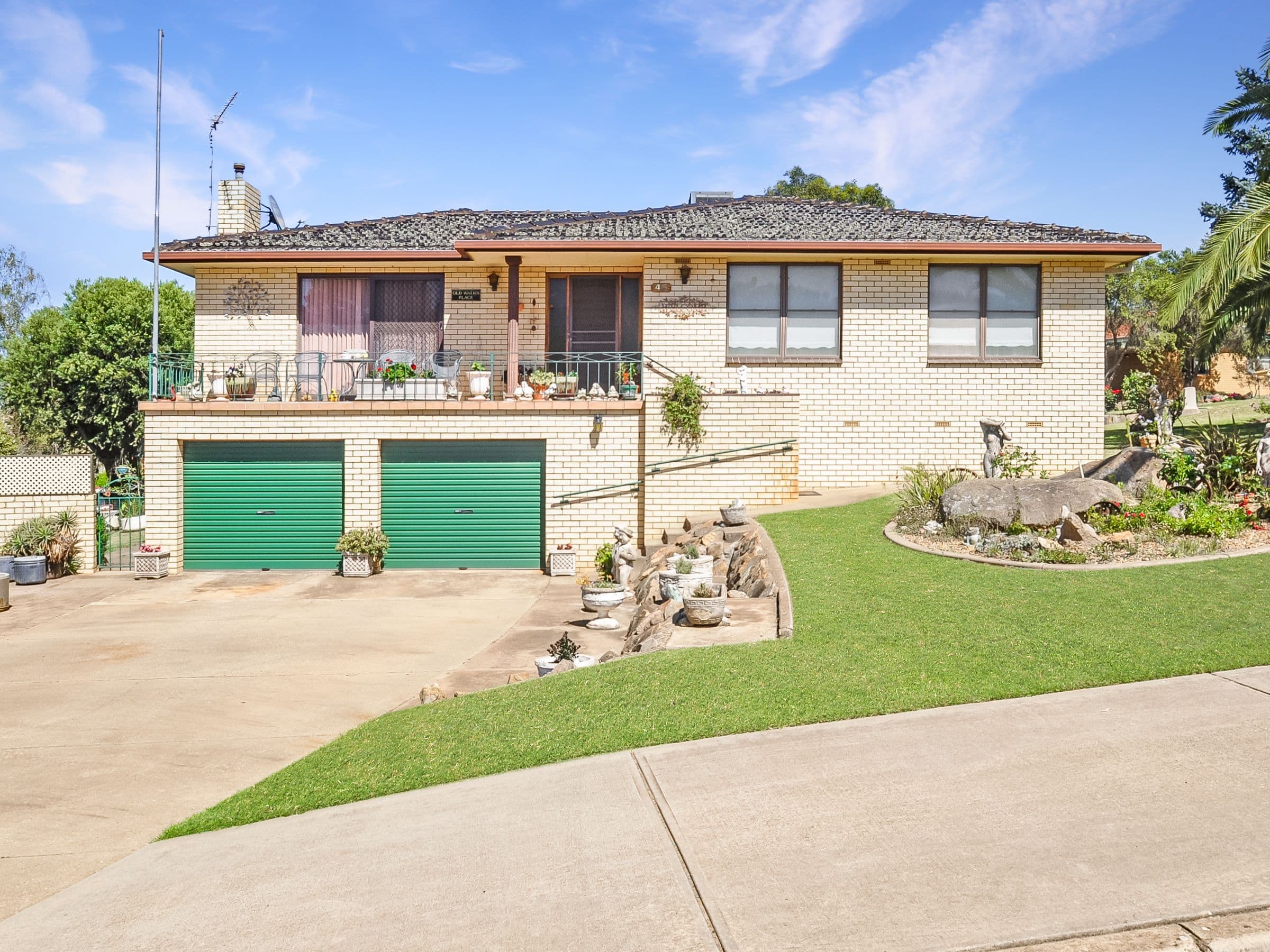 45 Boronia Place, Junee - Image 1