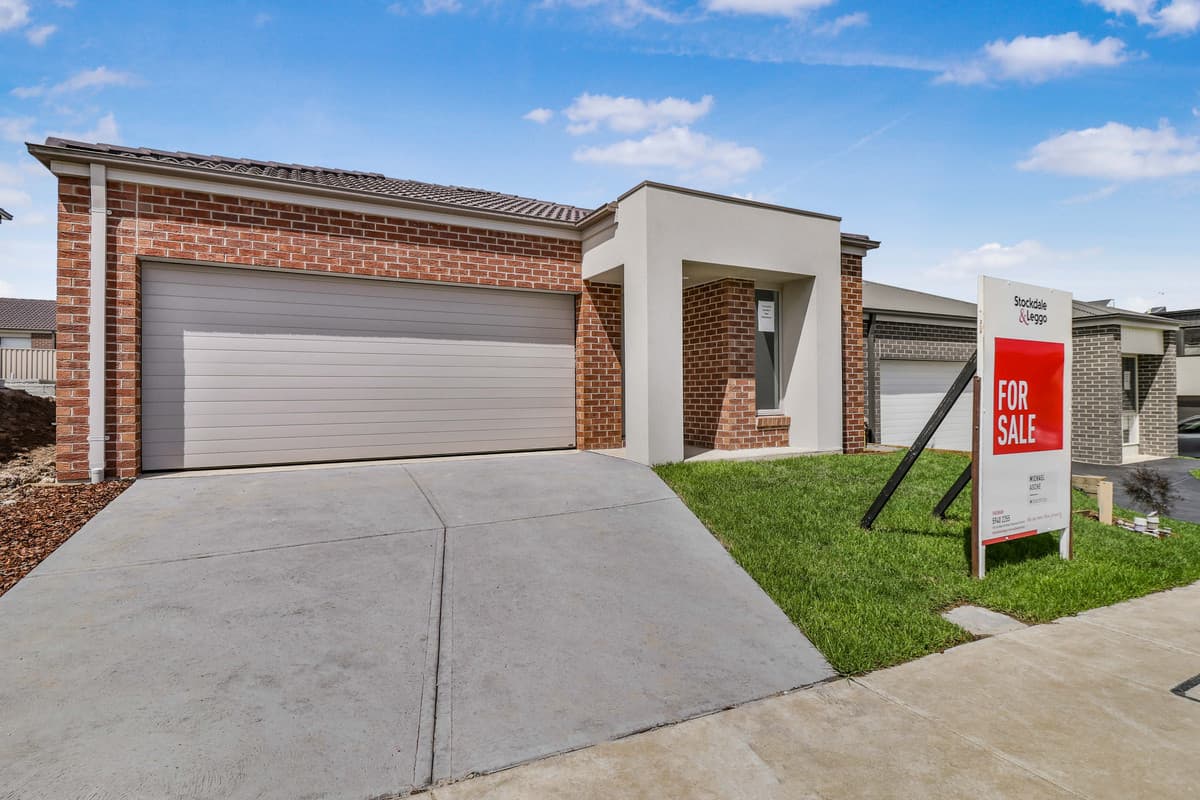 7 Saunders Way, PAKENHAM VIC 3810, Pakenham - Image 1