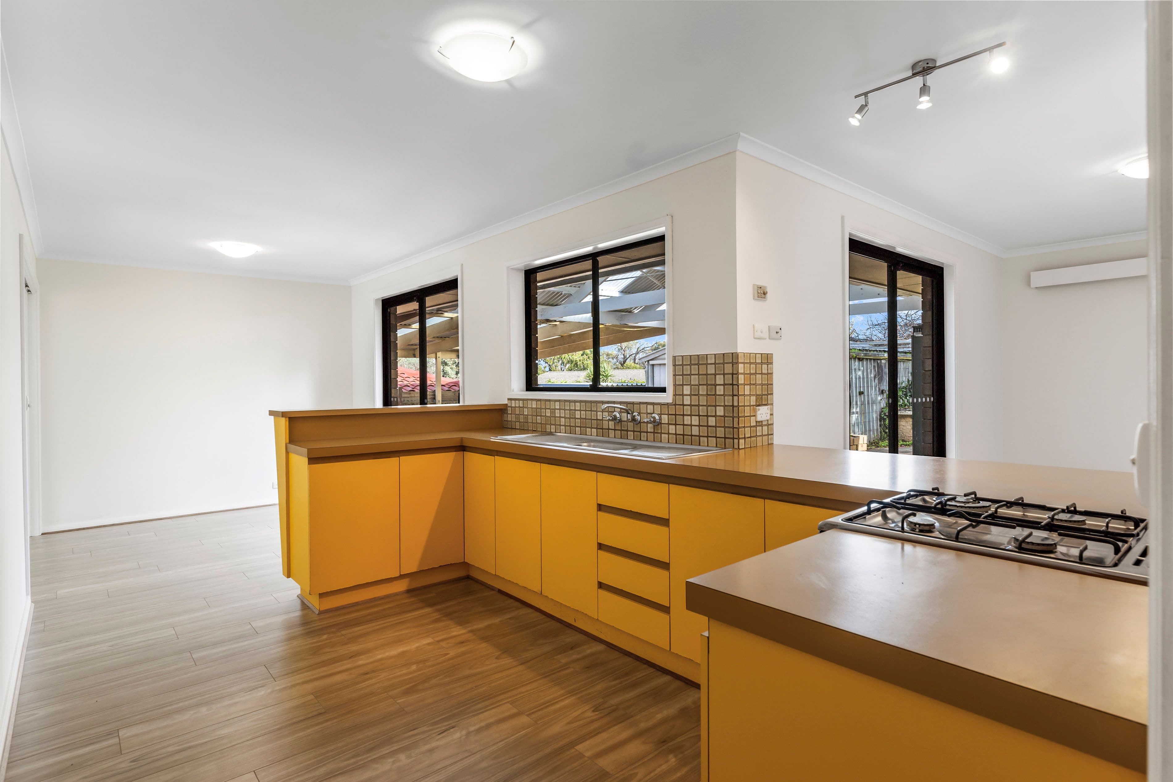 22 Eaglehawk Road, Modbury Heights SA 5092, Modbury Heights - Thumbnail 4