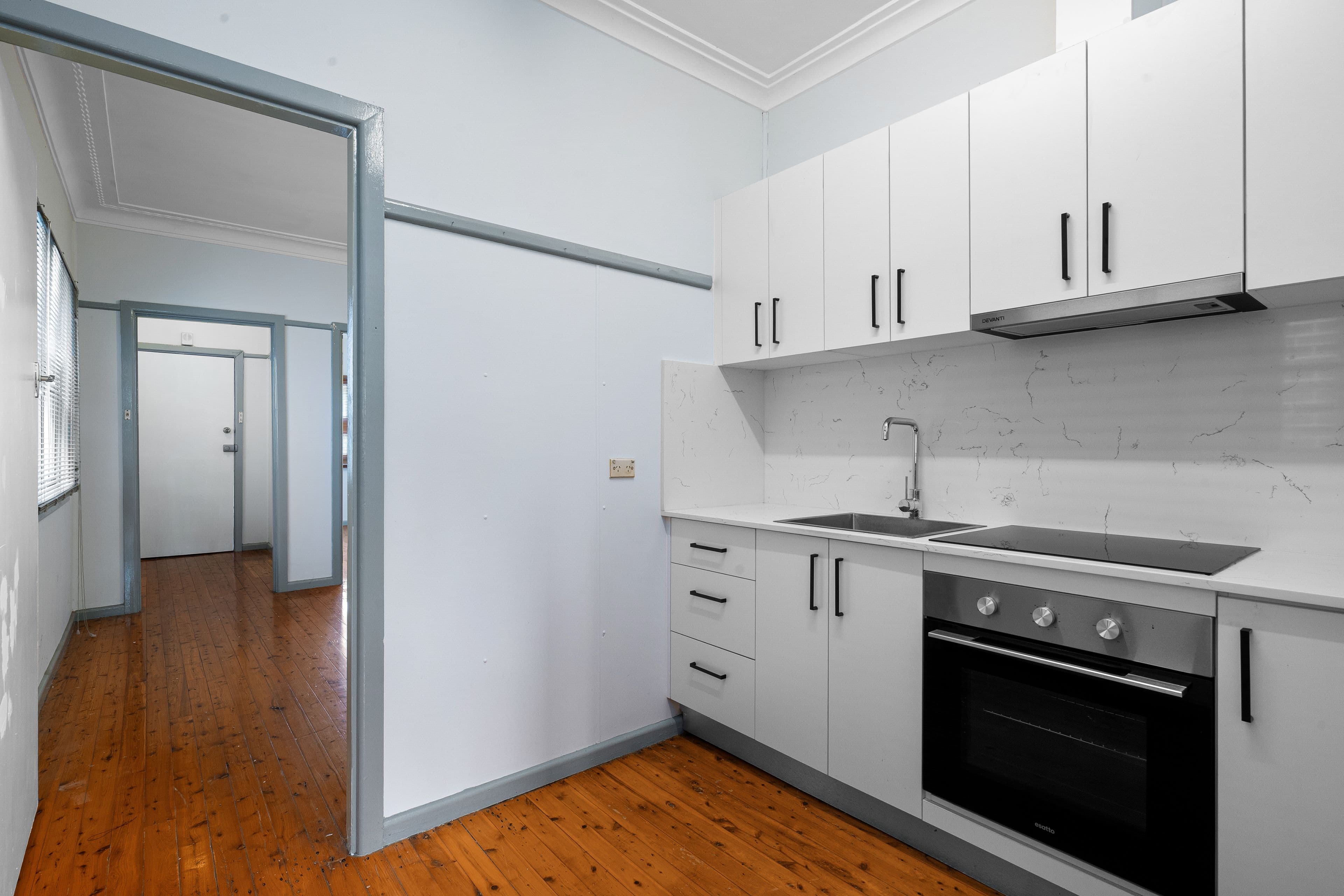 9 Caroline Street, Earlwood NSW 2206, Earlwood - Thumbnail 2