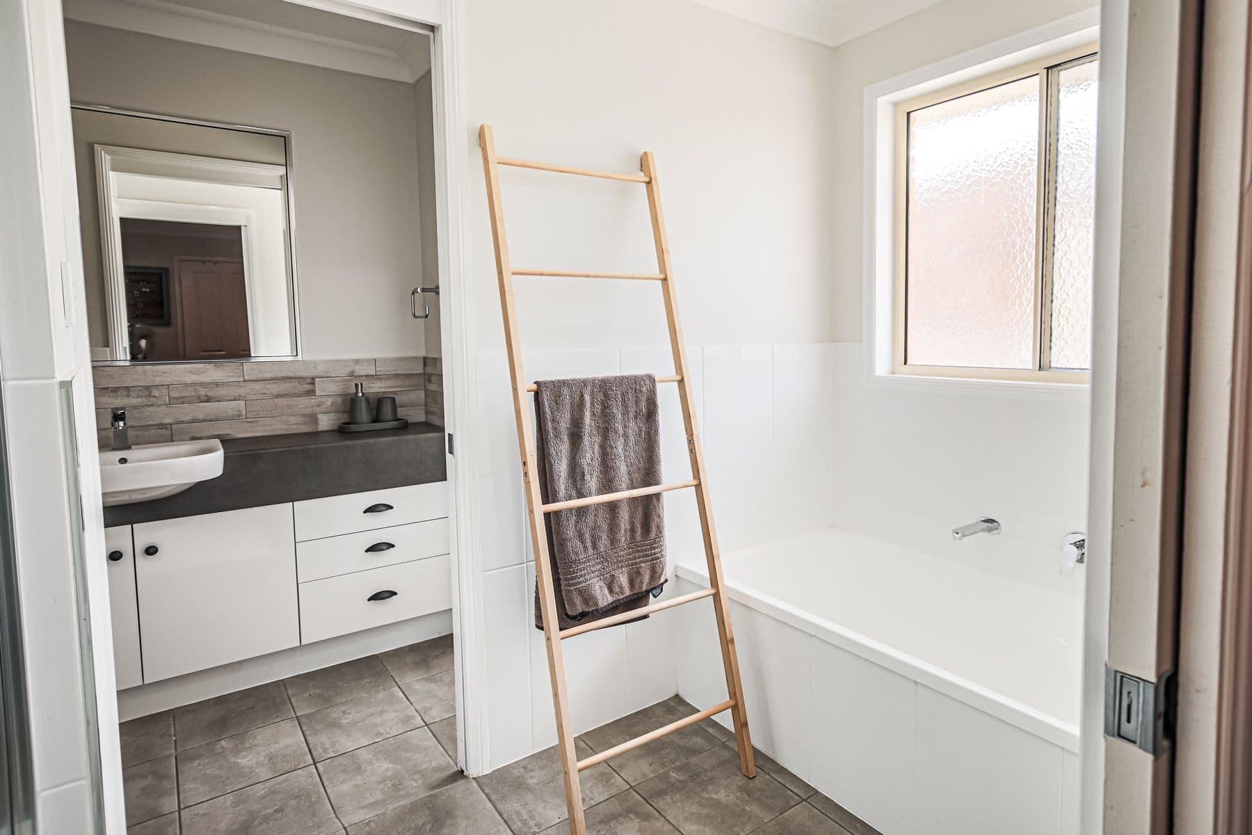 5 Bauhinia Court, Emerald QLD 4720, Emerald - Thumbnail 6