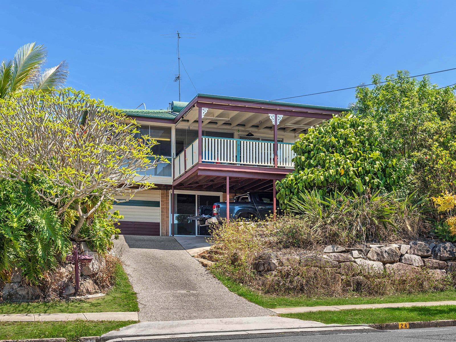 24 Glenmorgan Street, Keperra QLD 4054, Keperra - Thumbnail 2